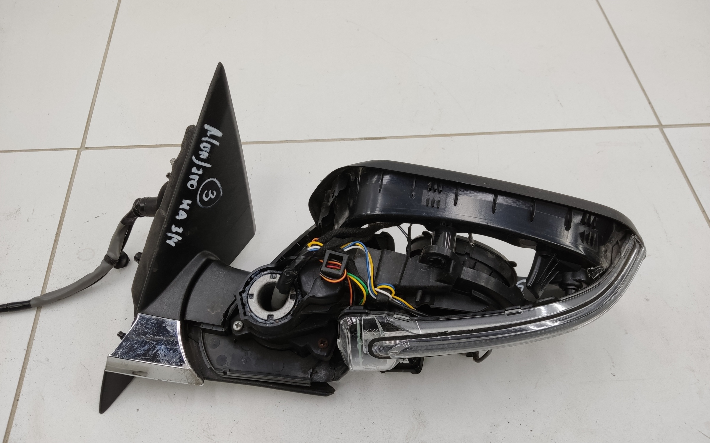 Зеркало левое Geely Monjaro 9+1 контактов