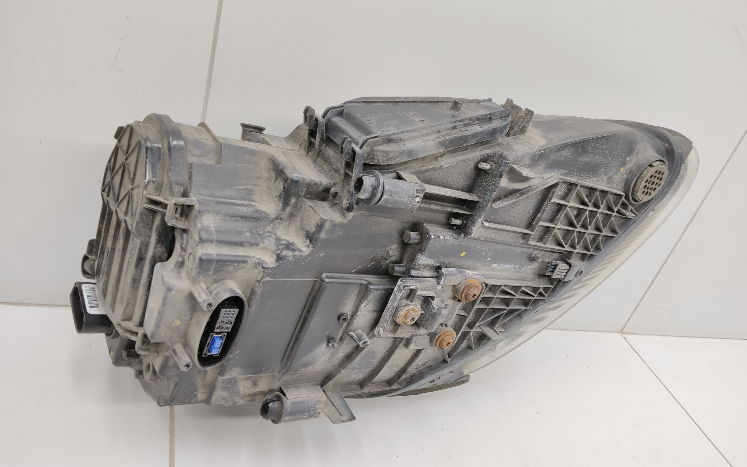 Фара передняя левая Porsche Cayenne 2  958 ксенон