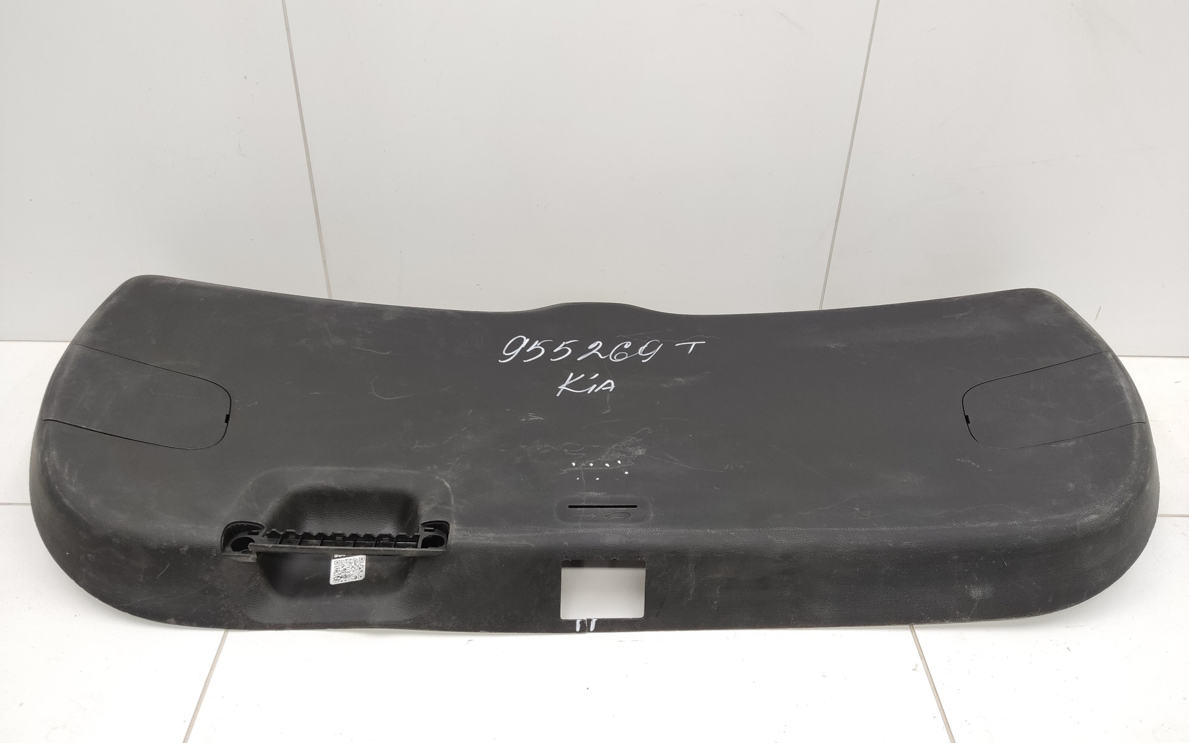 Обшивка крышки багажника Kia Soul 3