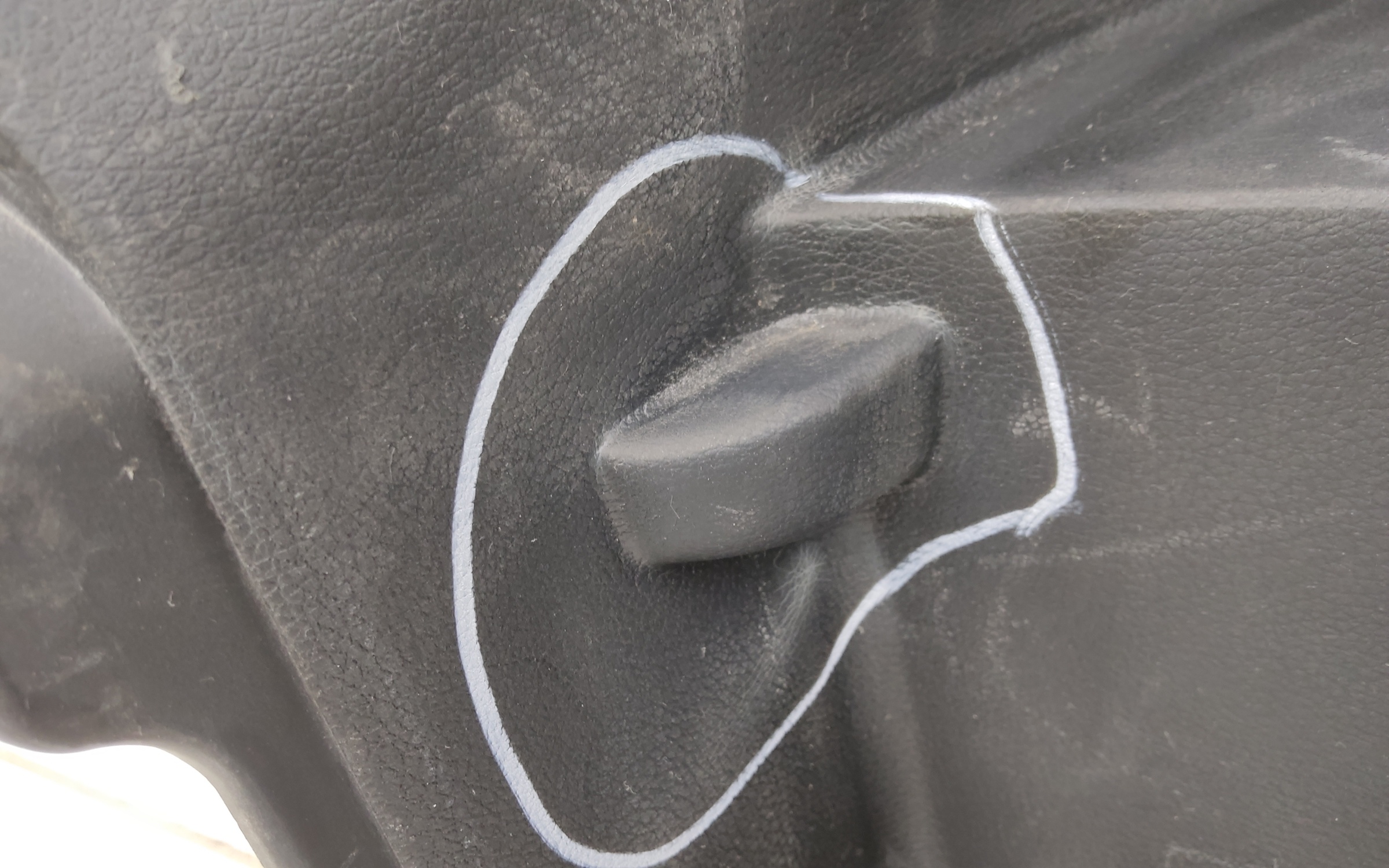 Обшивка багажного отсека левая Kia Soul 3