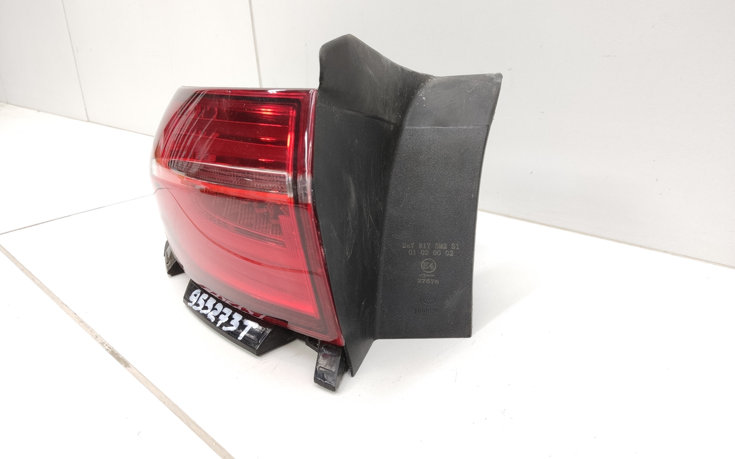 Фонарь задний левый наружный Geely Tugella 1 LED