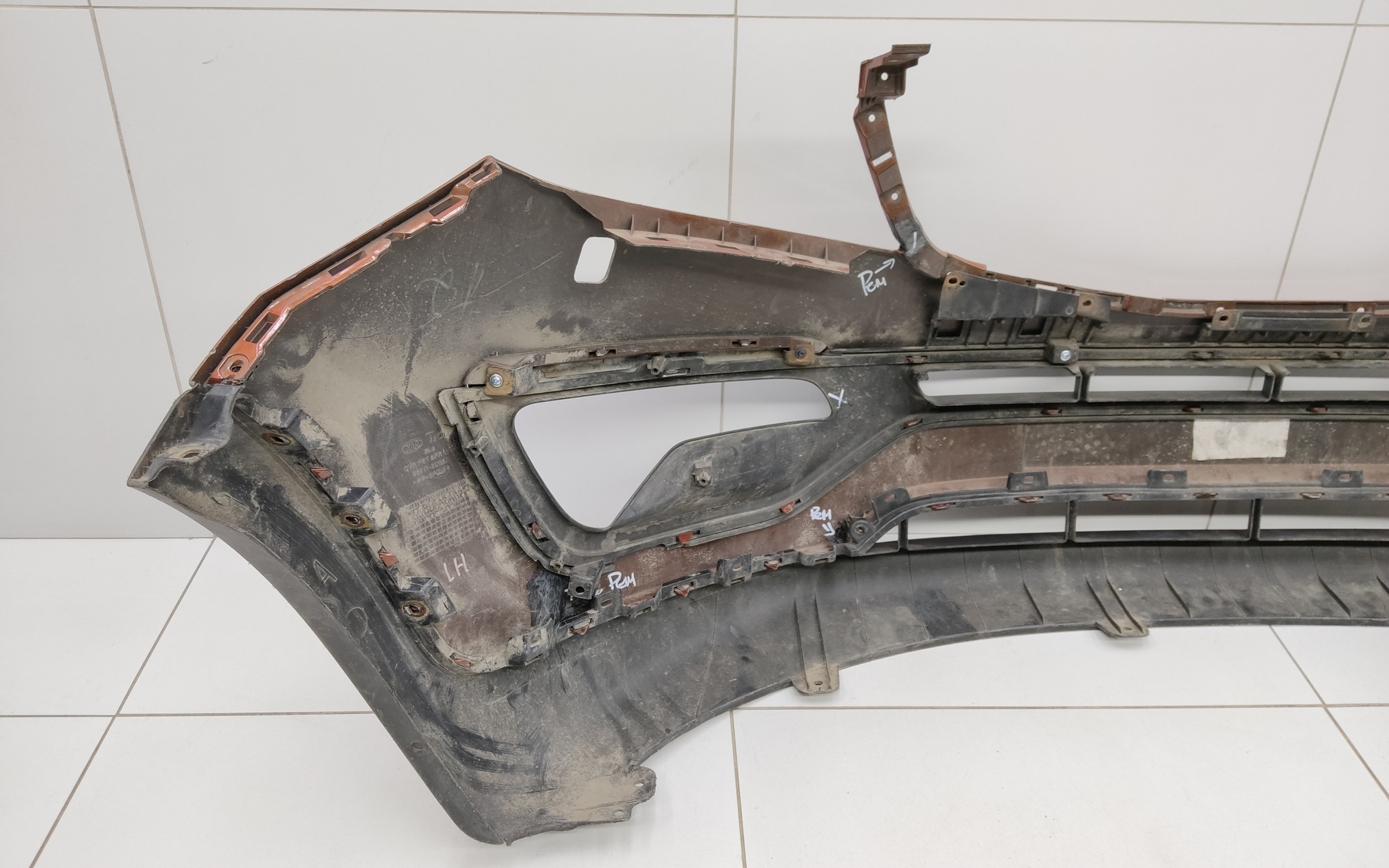 Бампер передний Kia Sportage 3