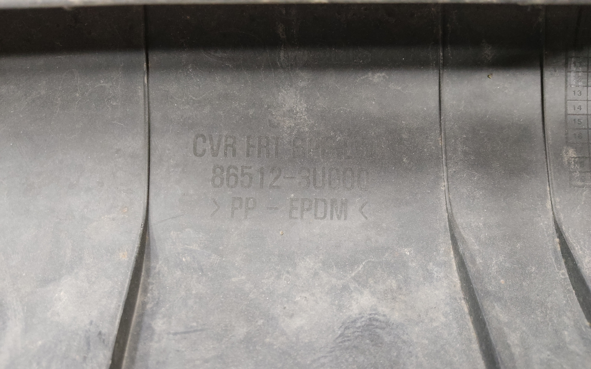 Бампер передний Kia Sportage 3