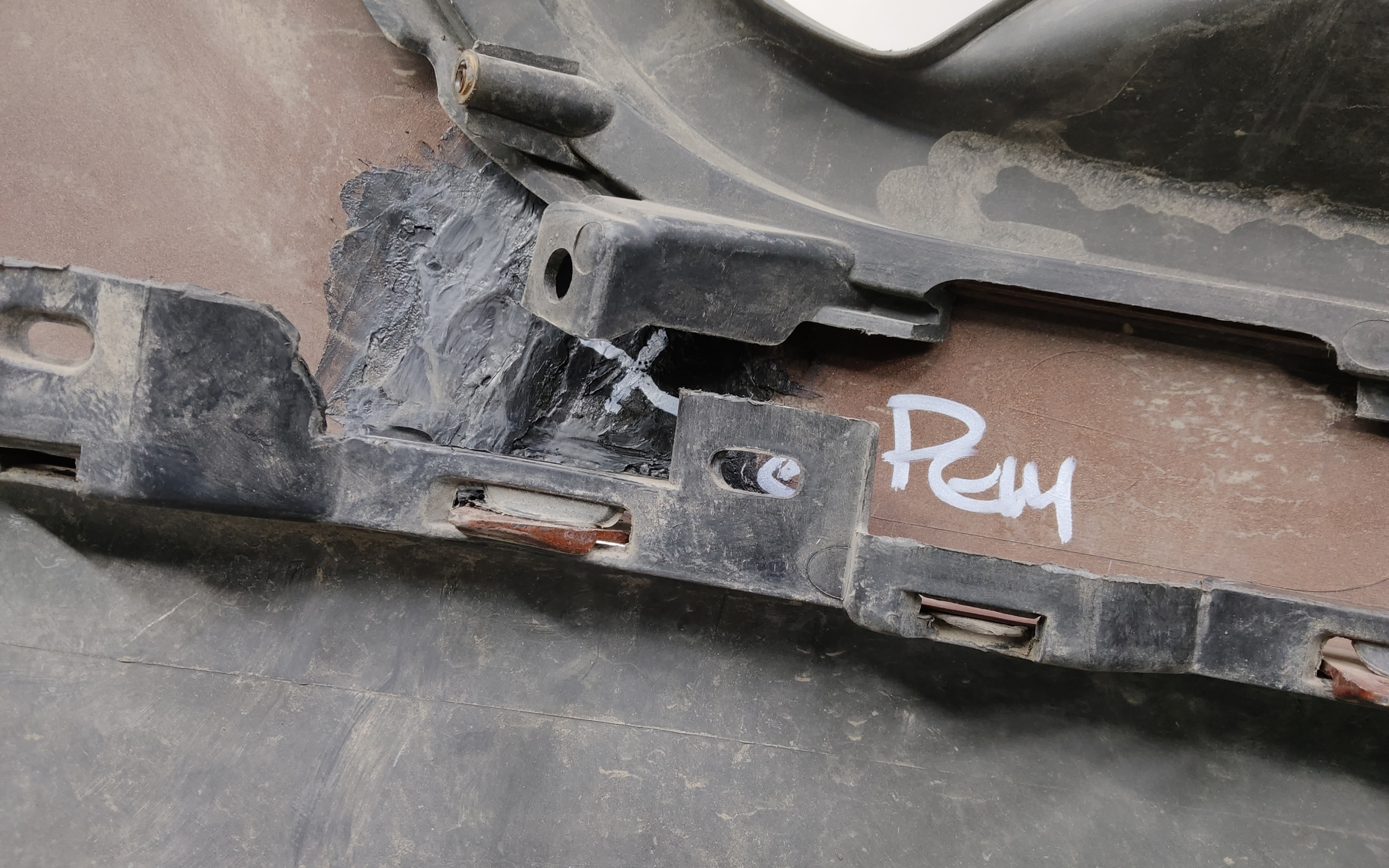 Бампер передний Kia Sportage 3