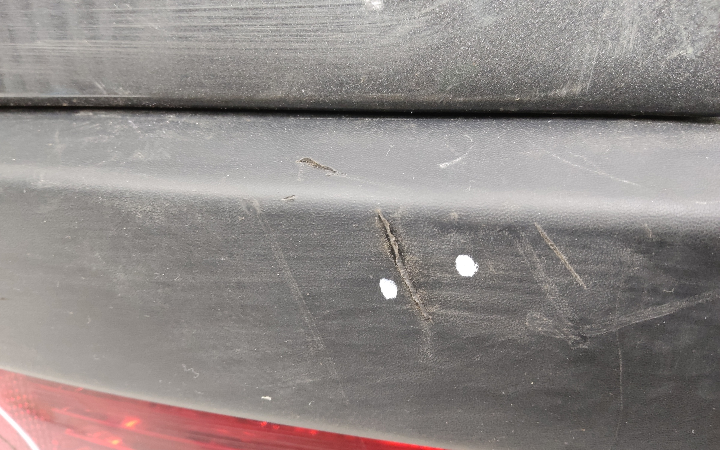 Бампер задний Land Rover Range Rover Evoque 1