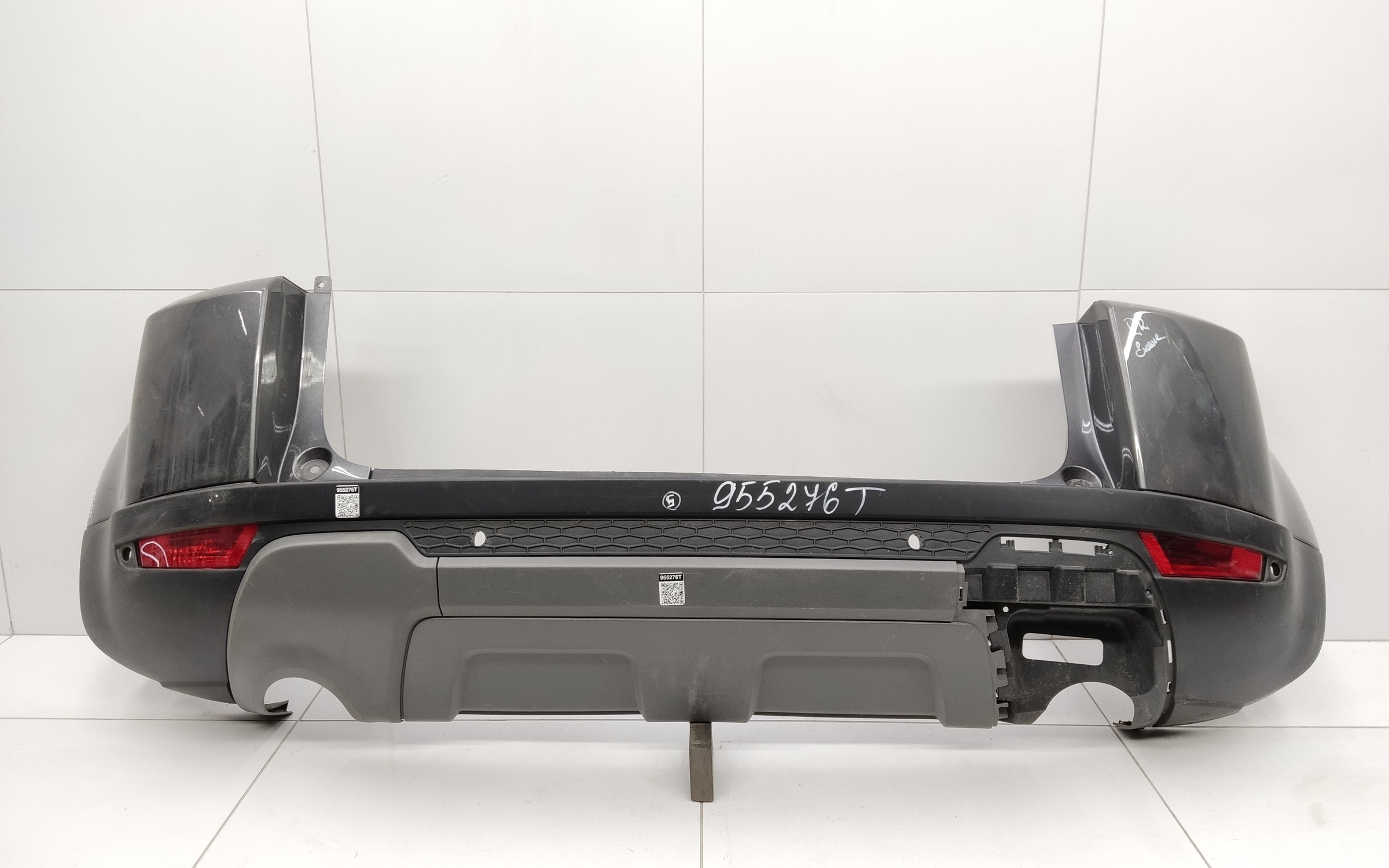 Бампер задний Land Rover Range Rover Evoque 1