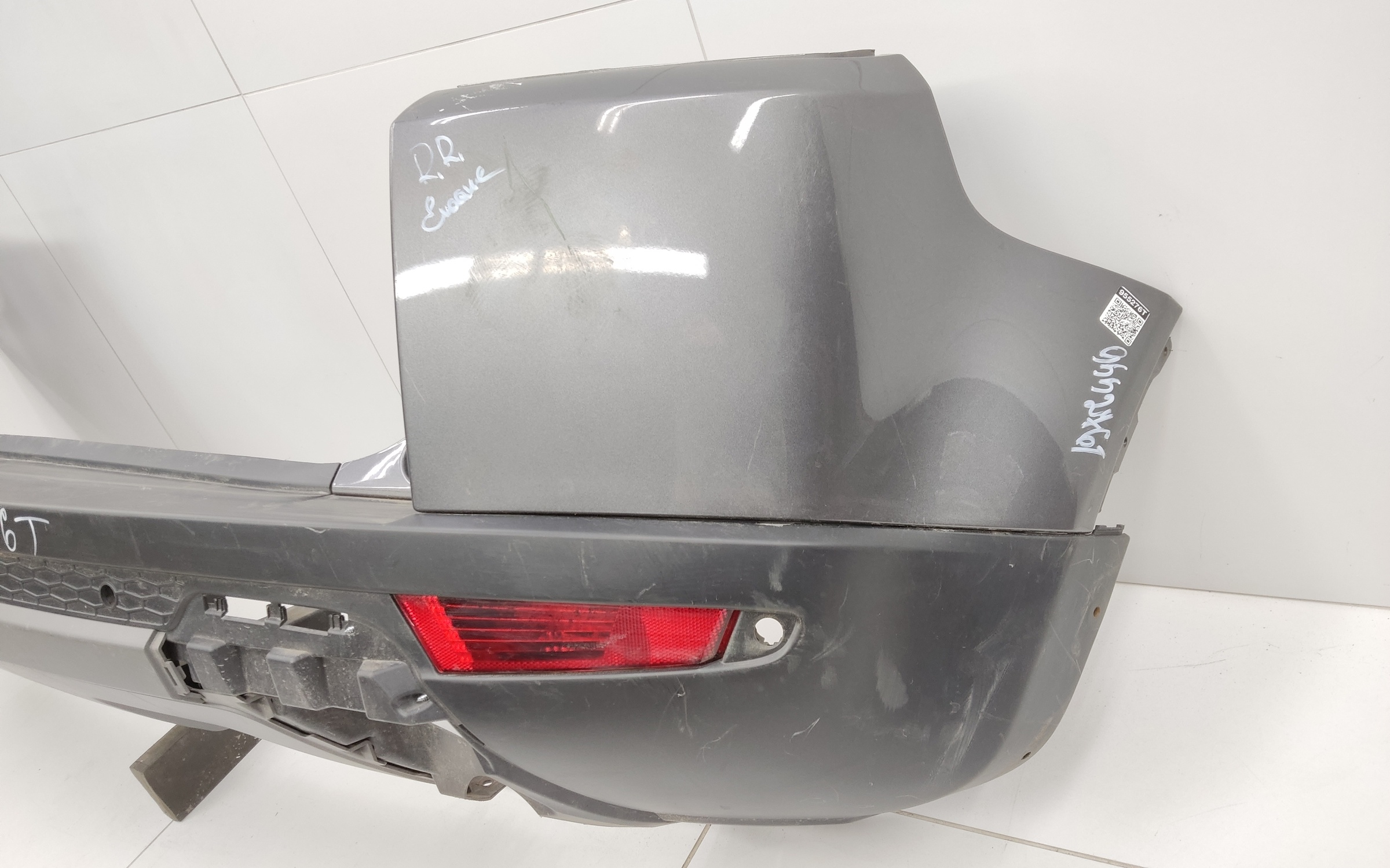 Бампер задний Land Rover Range Rover Evoque 1