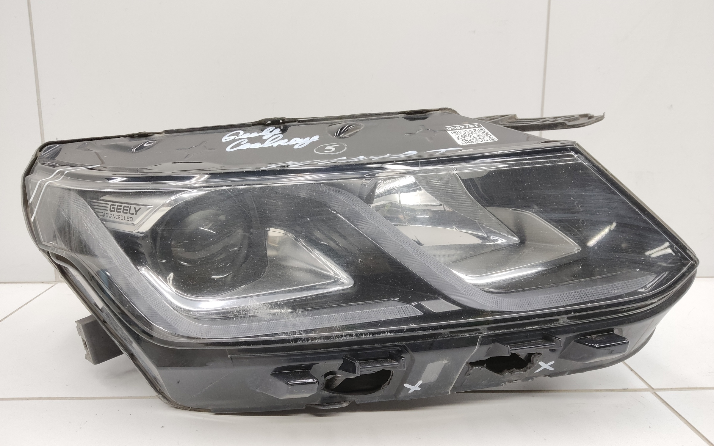 Фара передняя правая Geely Coolray галоген линза
