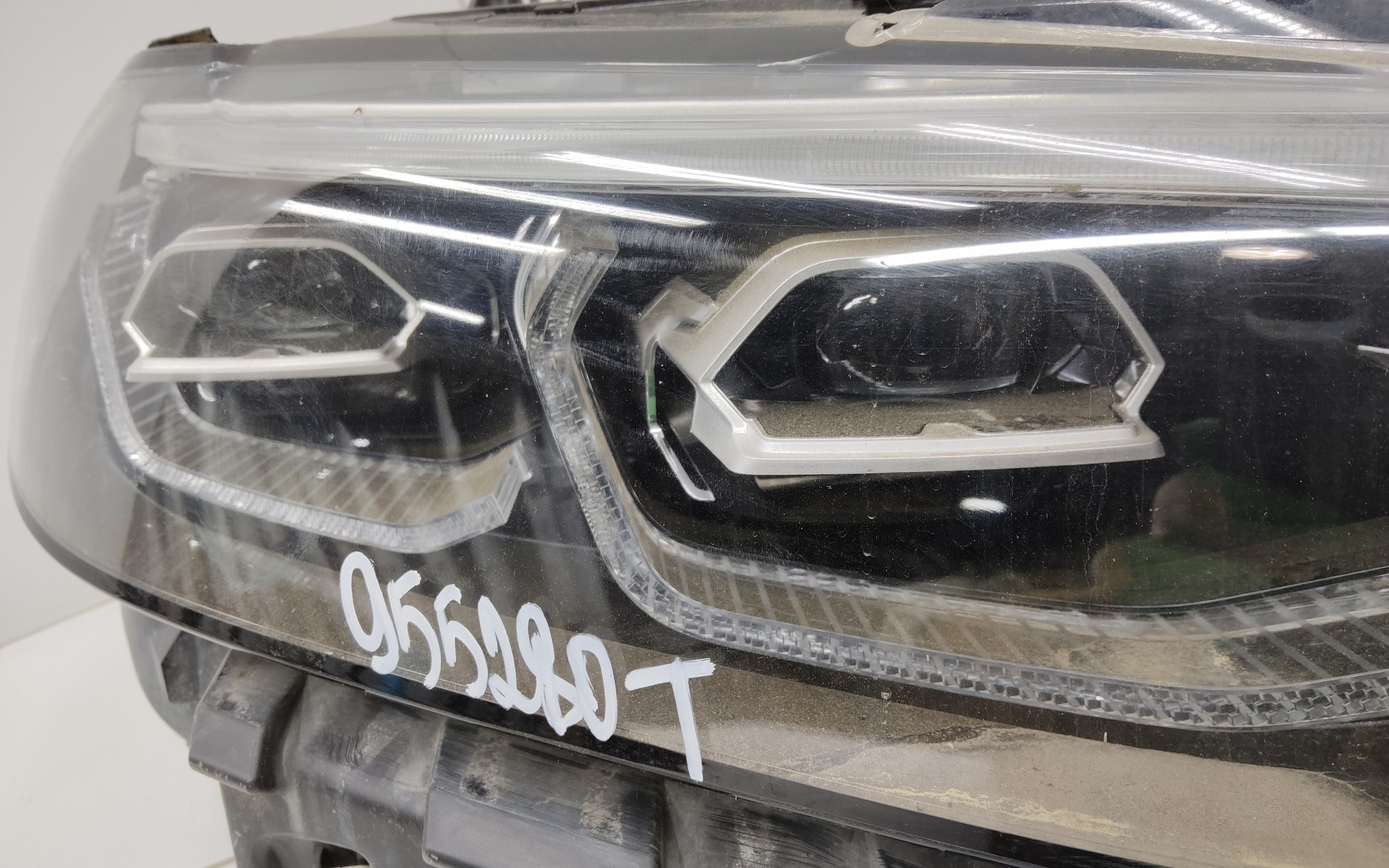 Фара передняя правая BMW X7 G07 Full LED