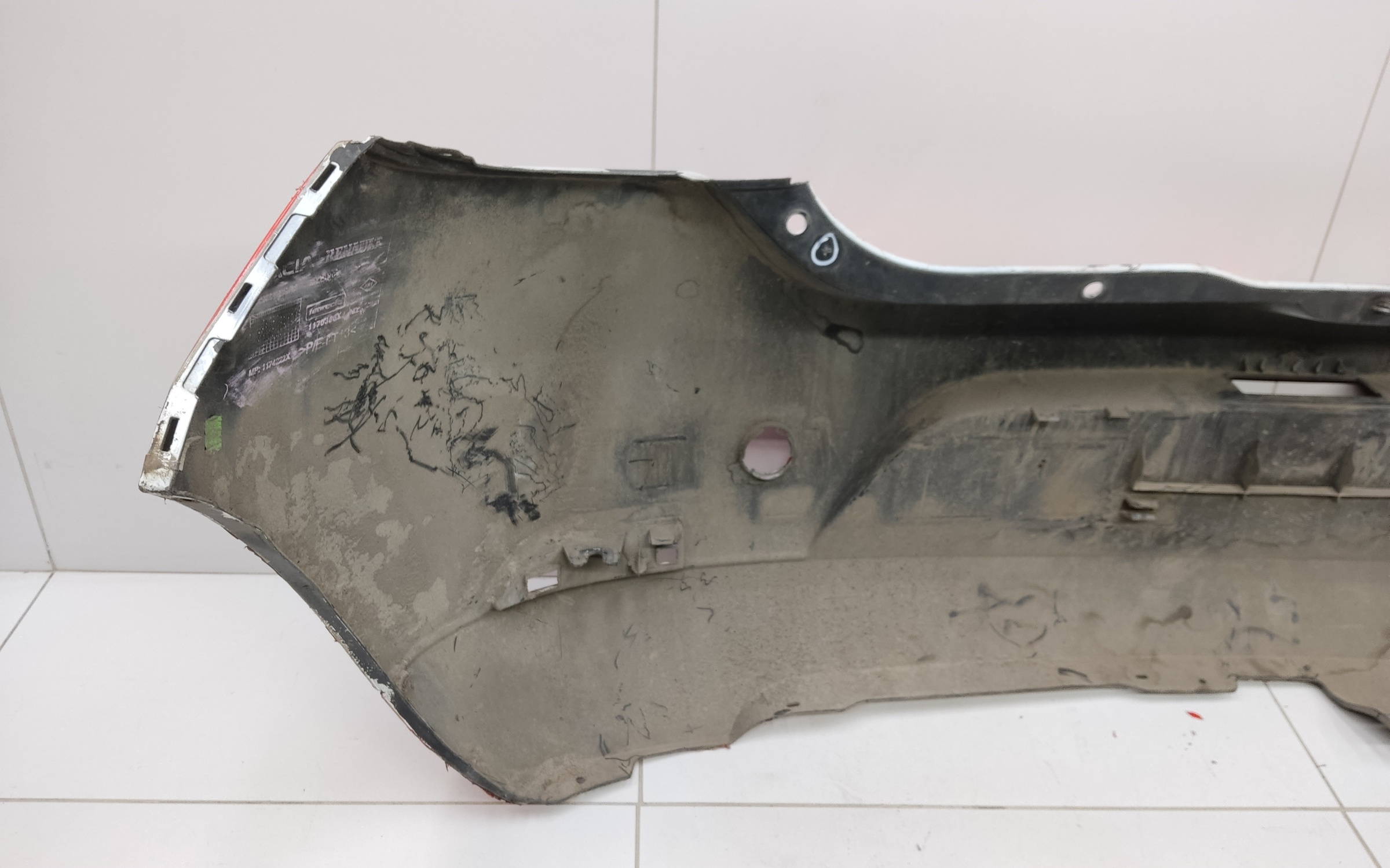 Бампер задний Renault Sandero 2