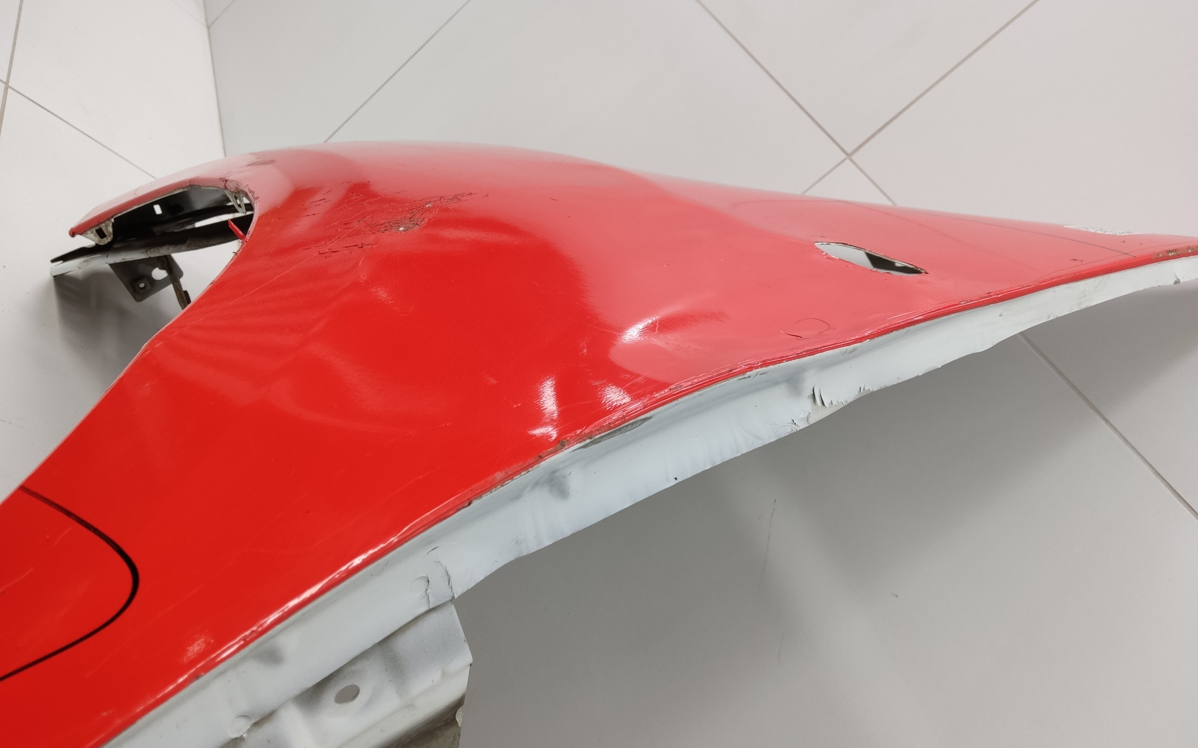 Крыло переднее левое Renault Logan 2 под повторитель