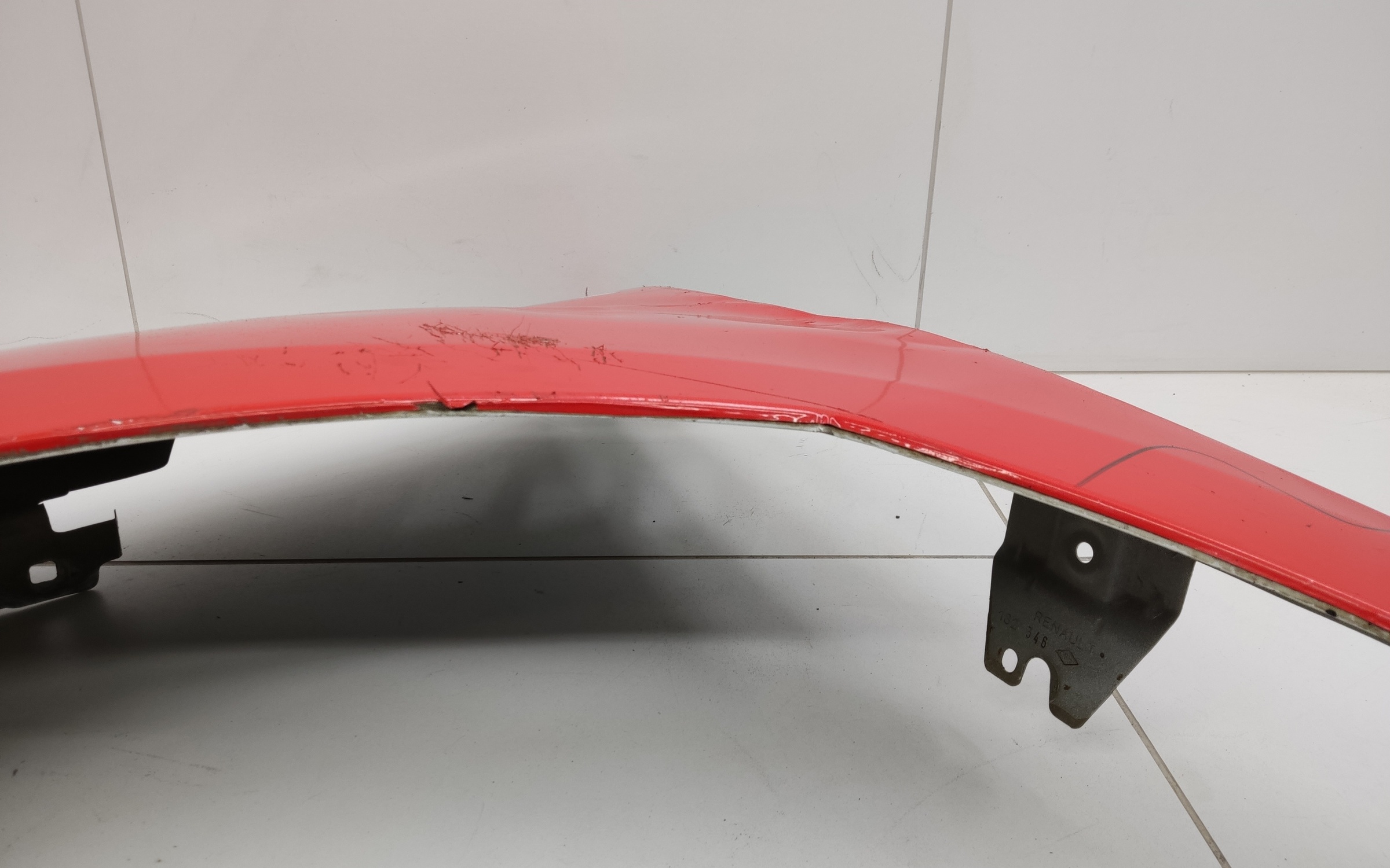 Крыло переднее левое Renault Logan 2 под повторитель