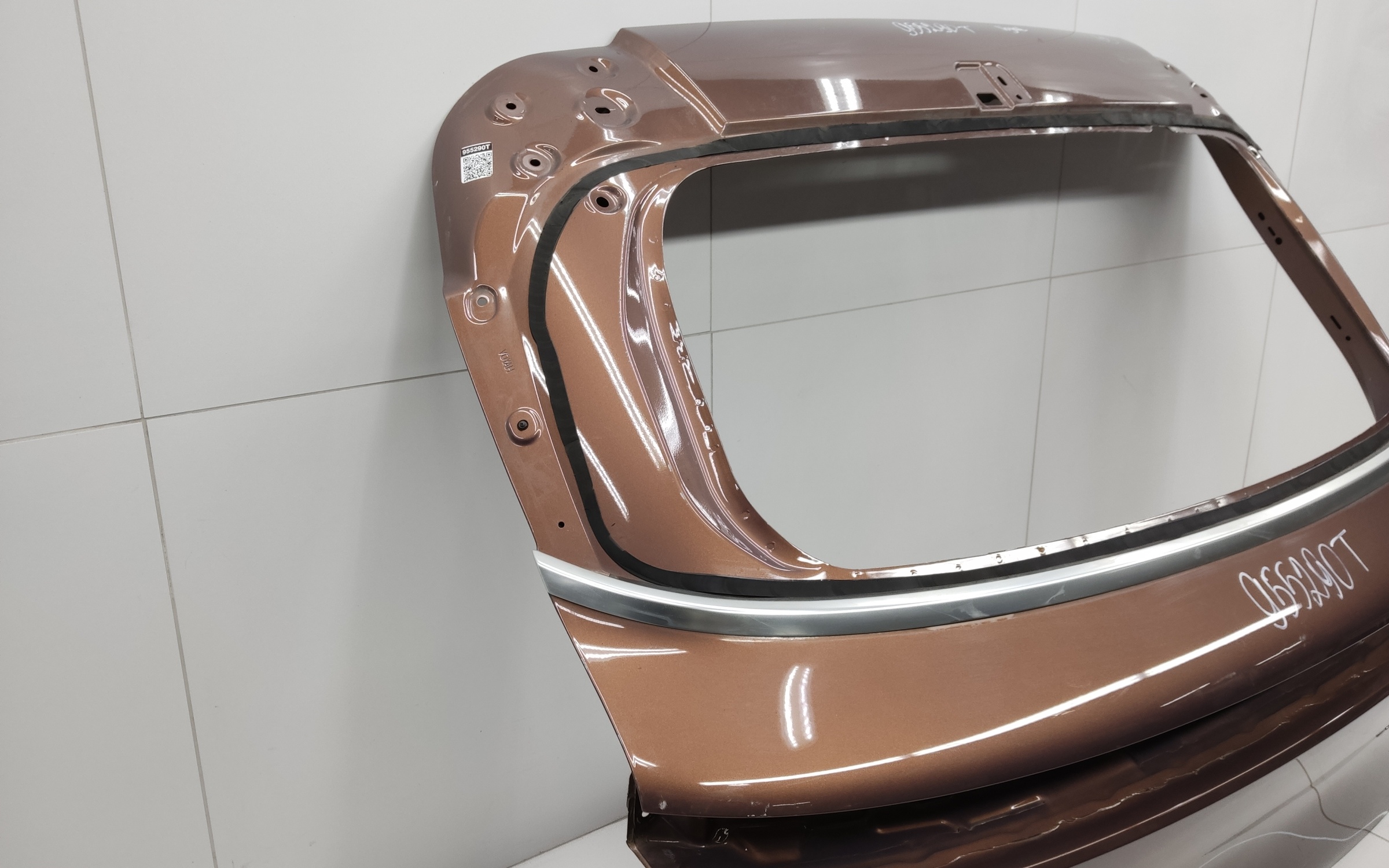 Крышка багажника Voyah Free