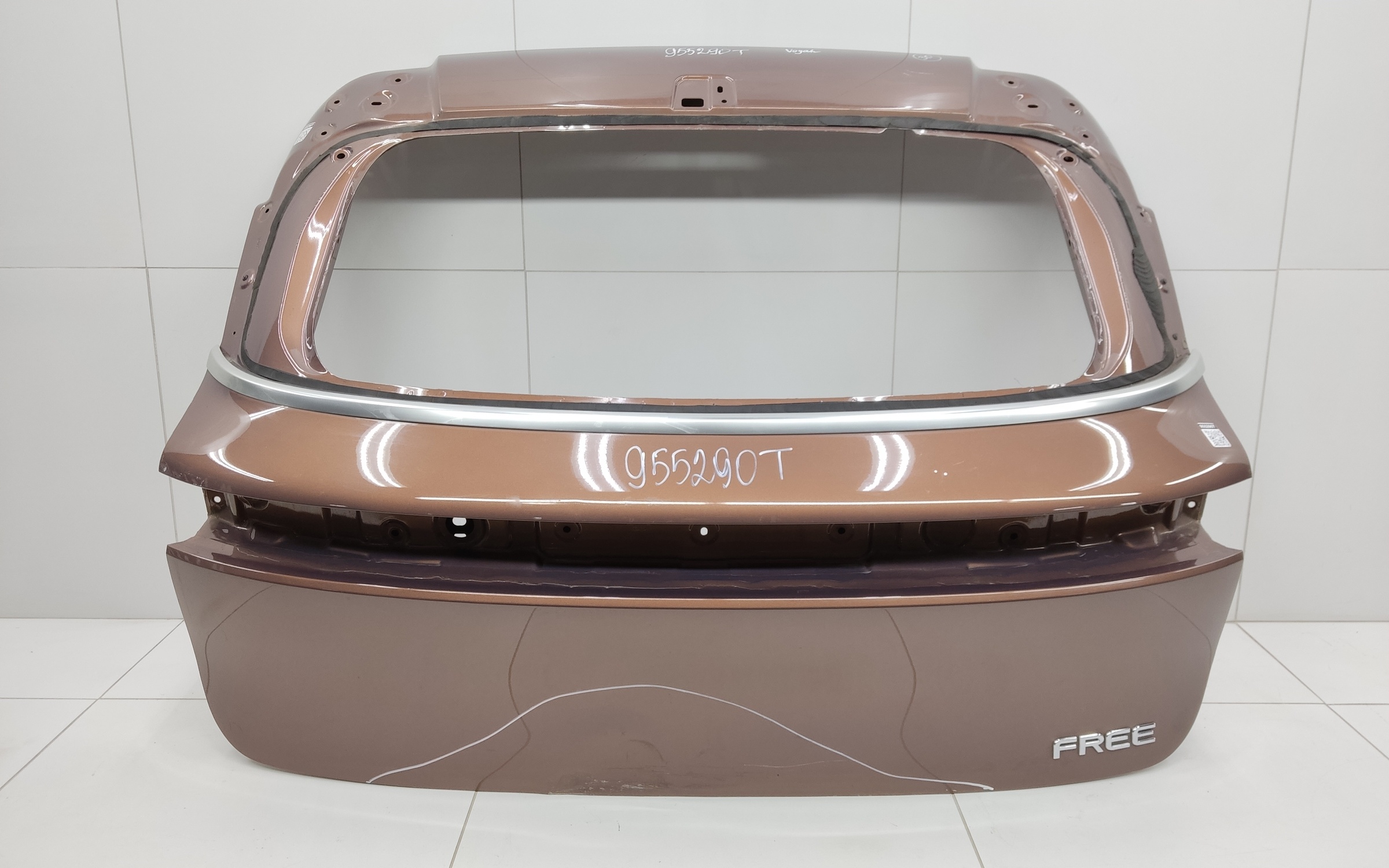 Крышка багажника Voyah Free