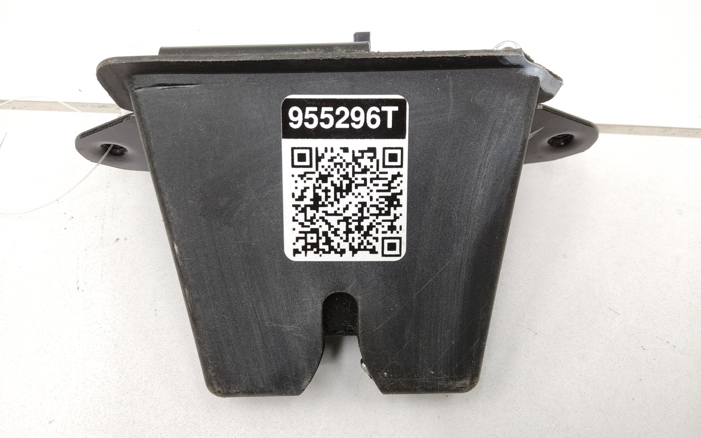 Замок крышки багажника Chery Tiggo 7 Pro