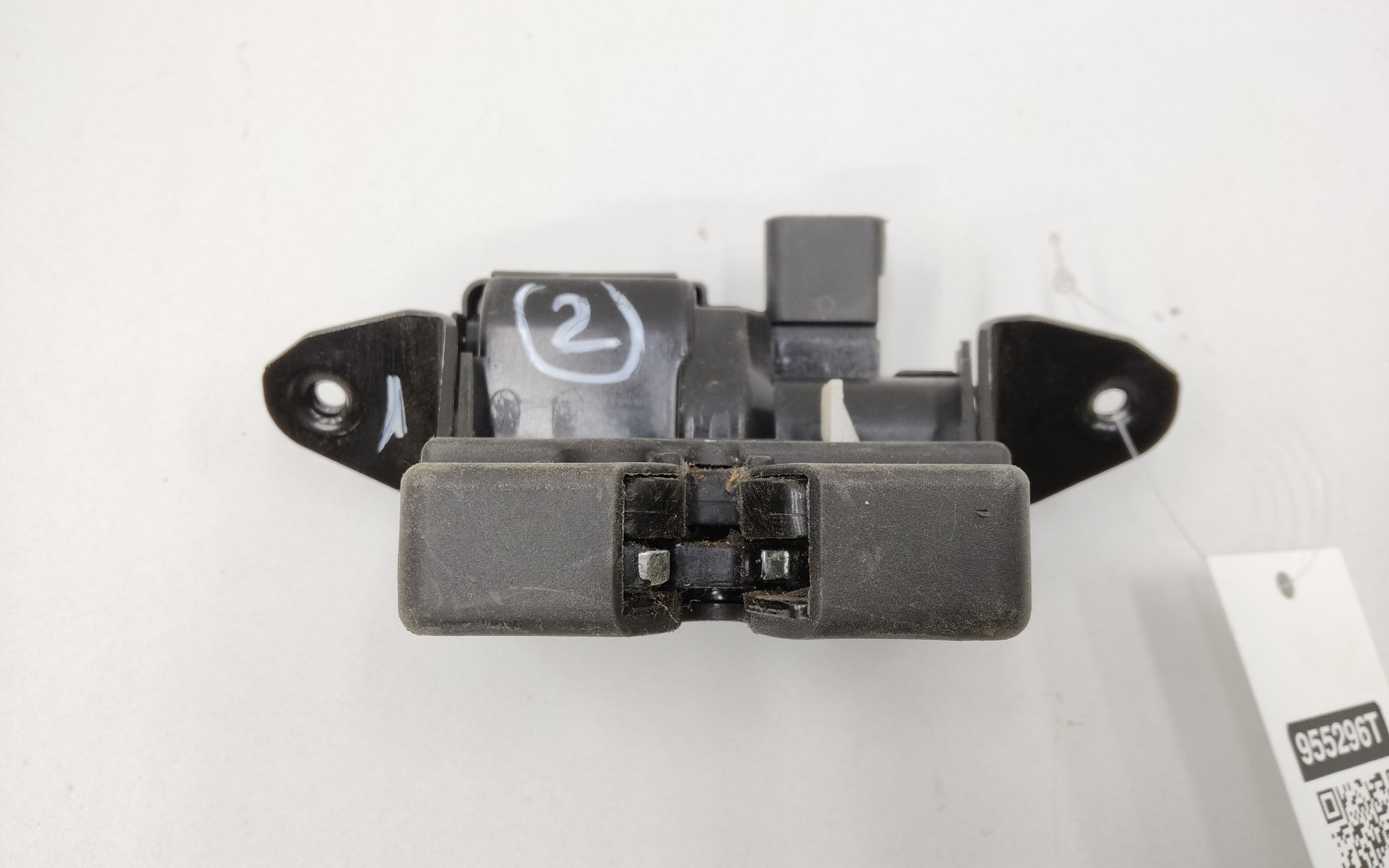 Замок крышки багажника Chery Tiggo 7 Pro