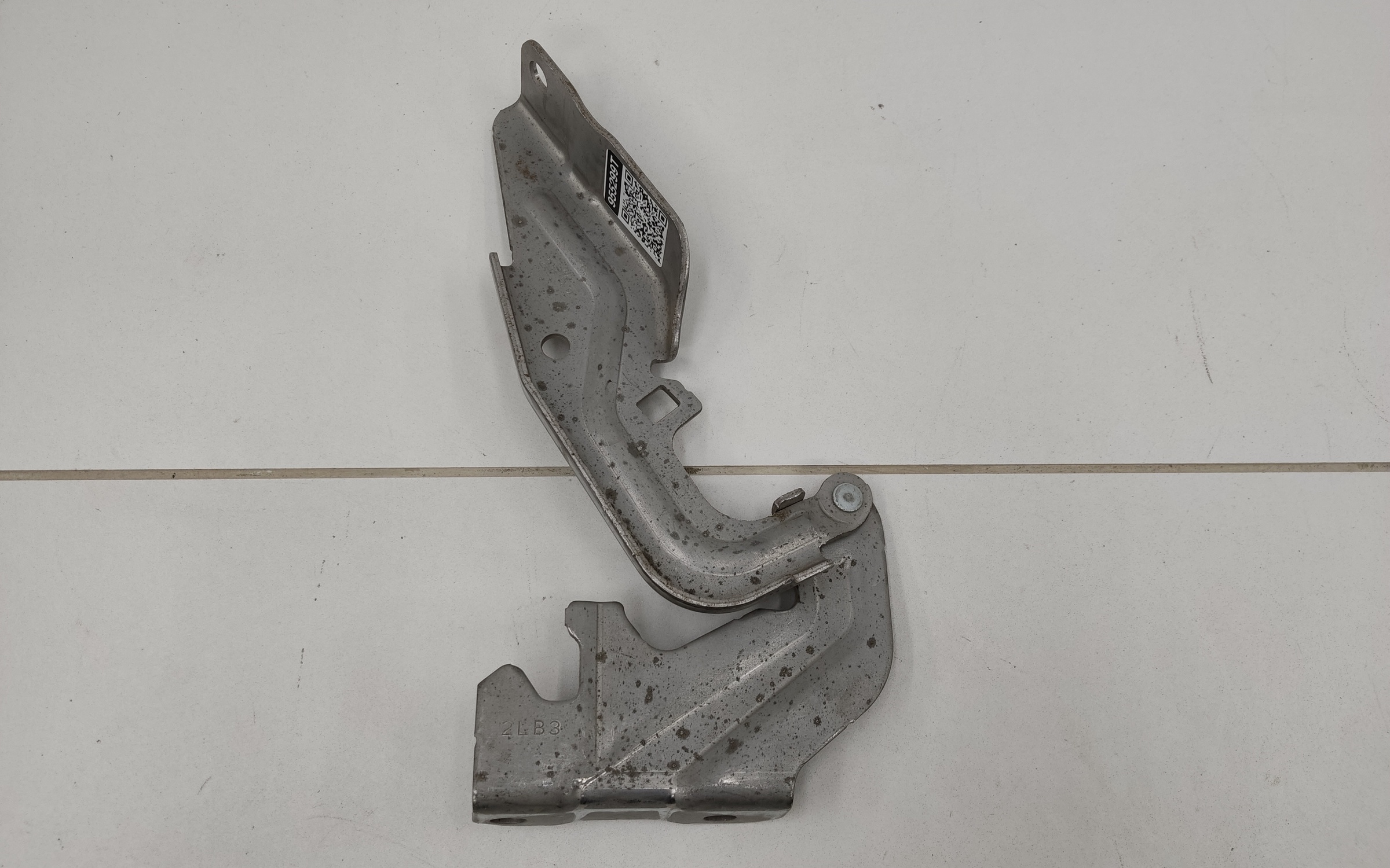 Петля капота правая Mitsubishi Lancer X