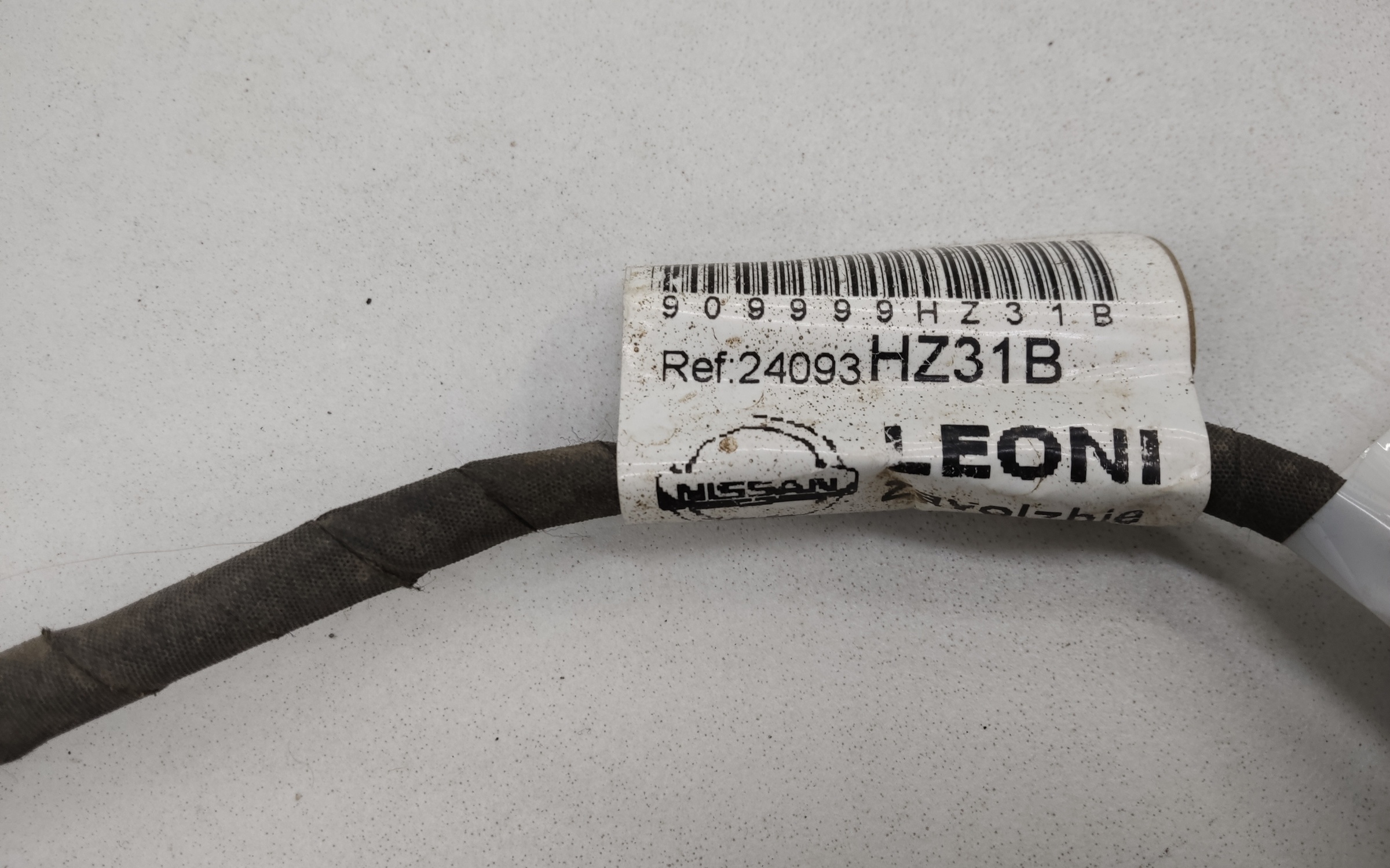 Проводка заднего бампера под парктроники Nissan X-trail T32