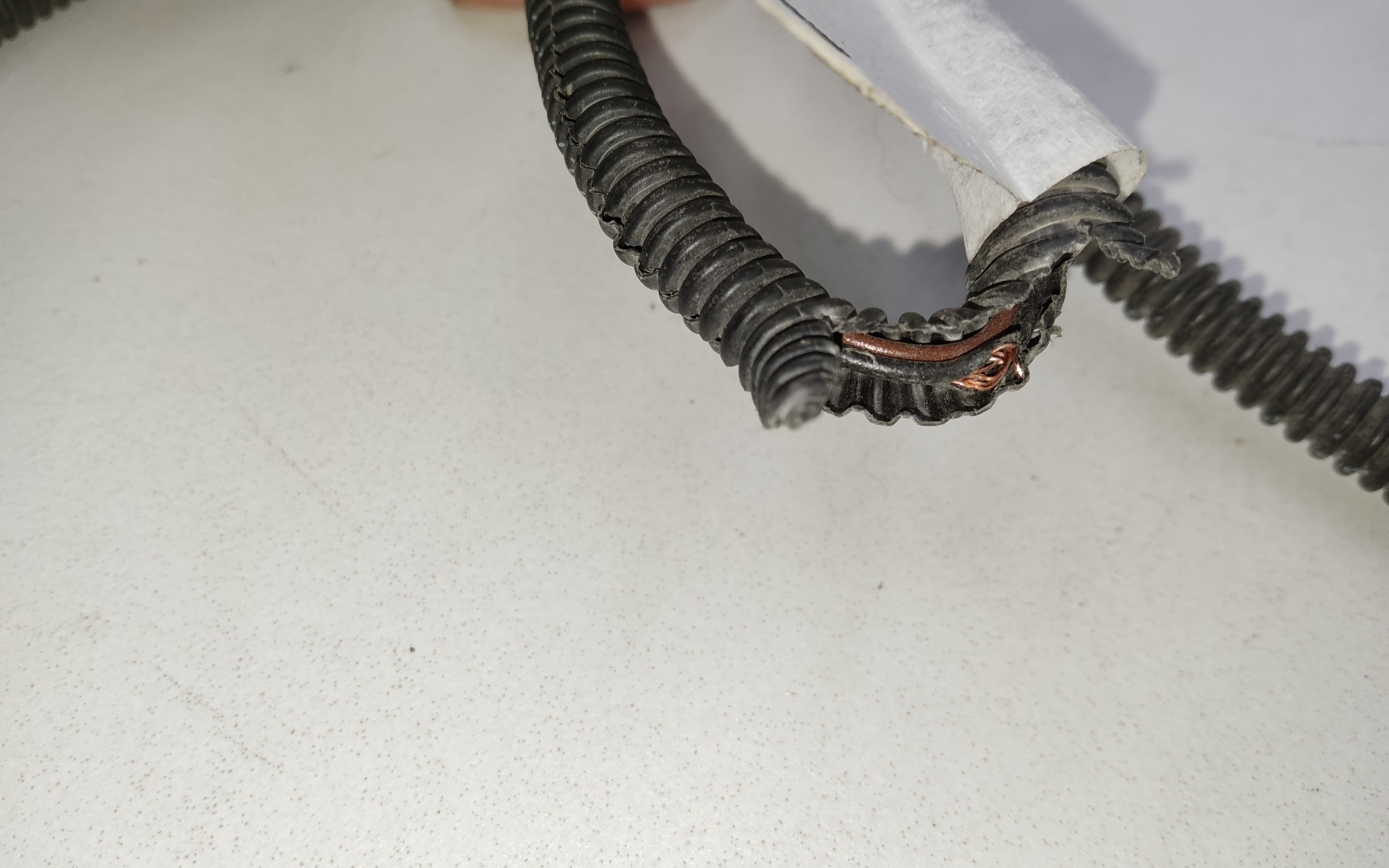 Проводка переднего бампера под ПТФ Renault Logan 2