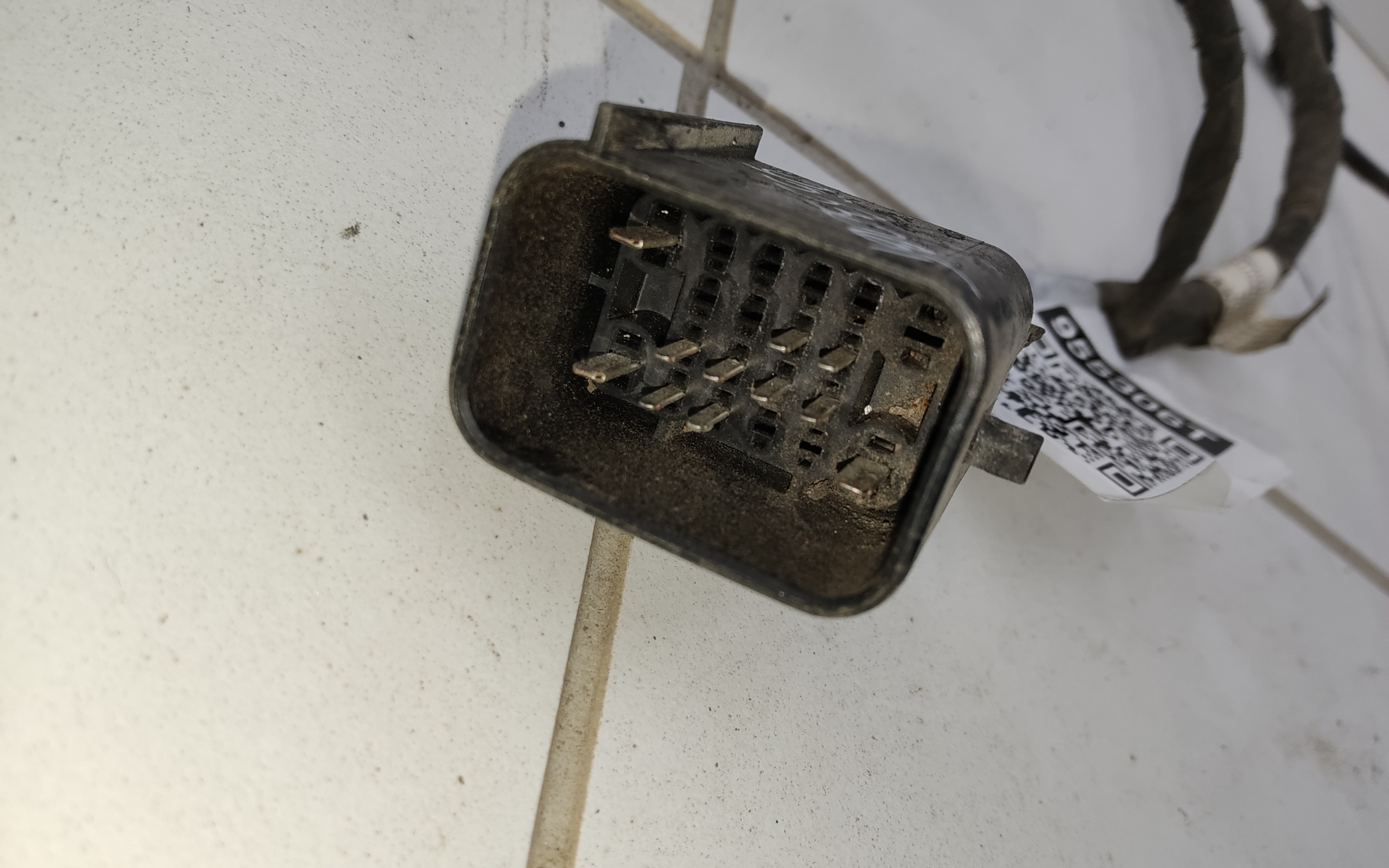 Проводка переднего бампера под парктроники Haval F7