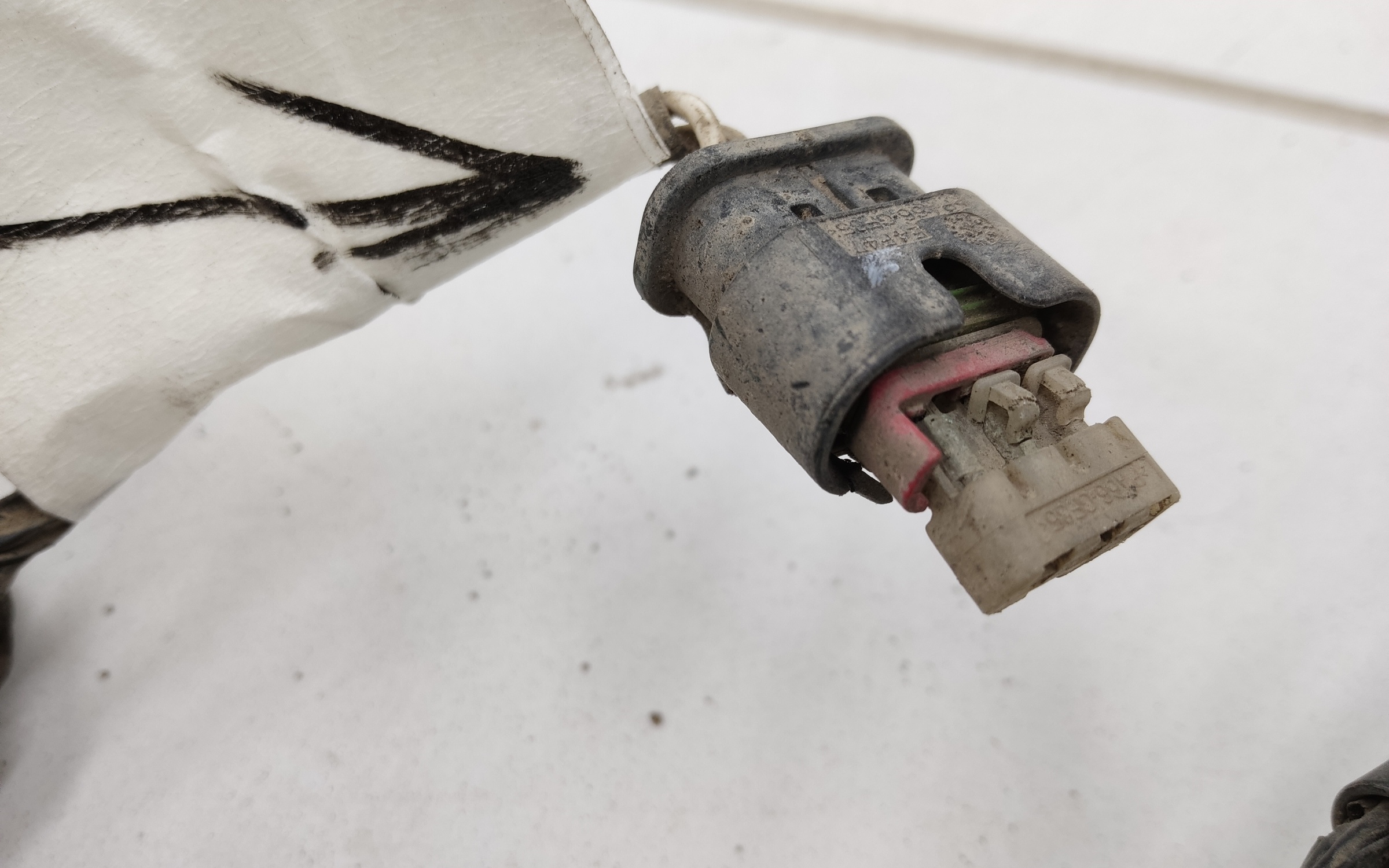 Проводка переднего бампера Geely Coolray