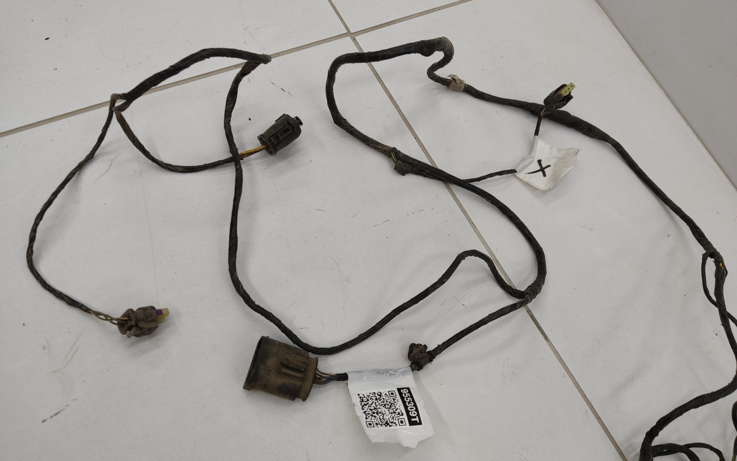 Проводка переднего бампера BMW X3 F25