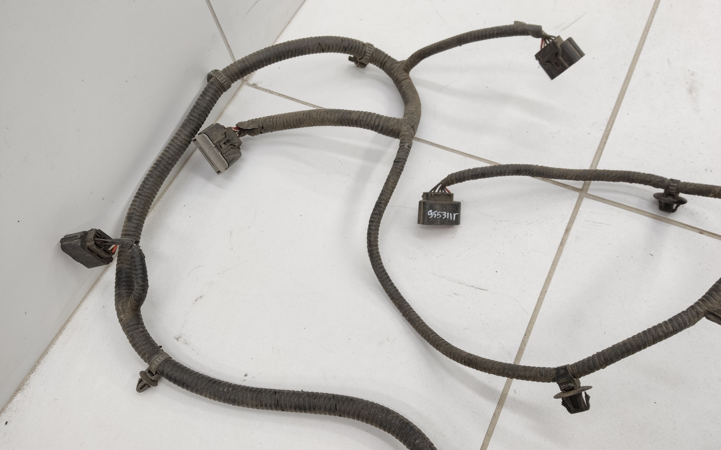 Проводка переднего бампера под парктроники Kia XCeed