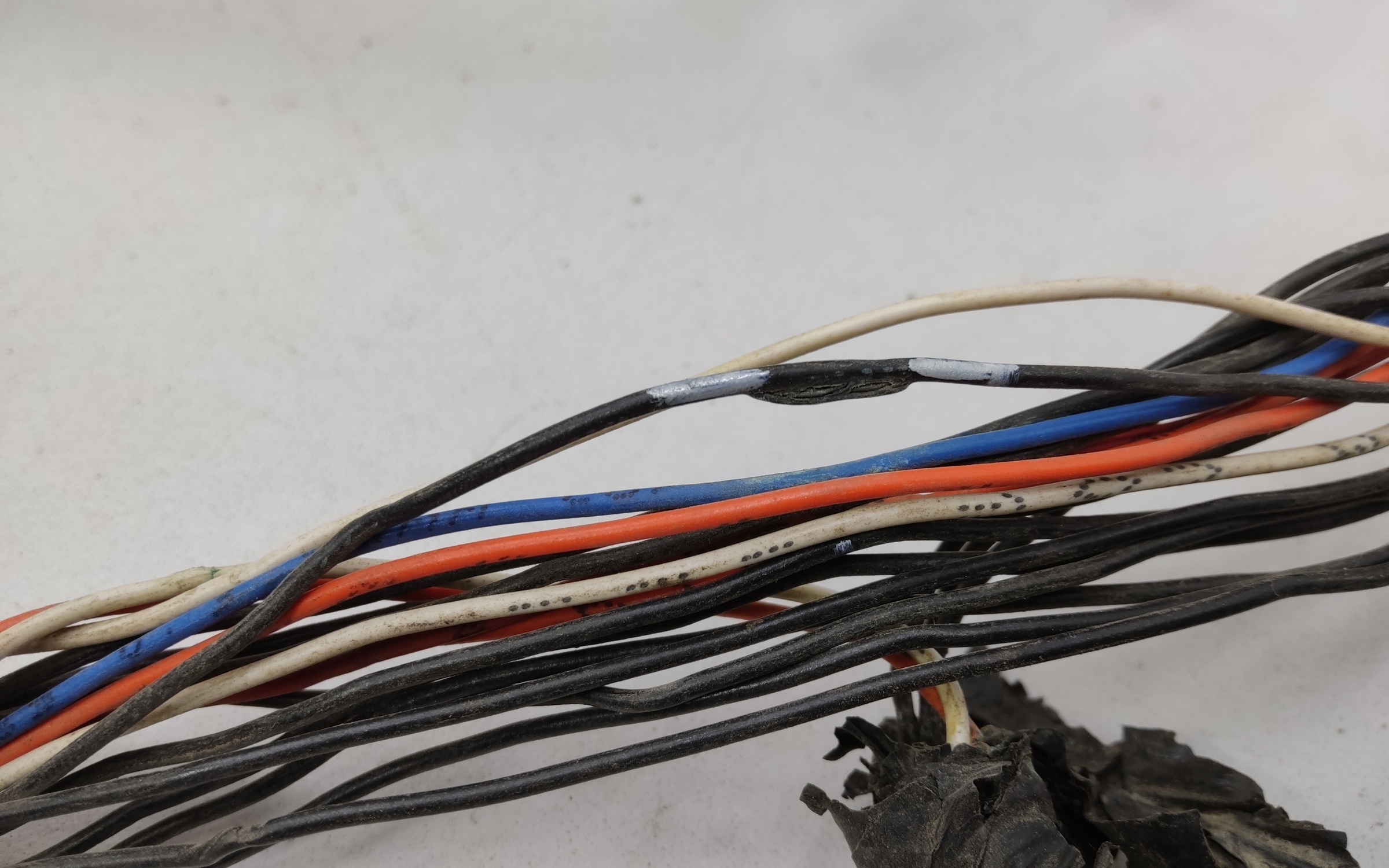 Проводка переднего бампера под парктроники Kia XCeed