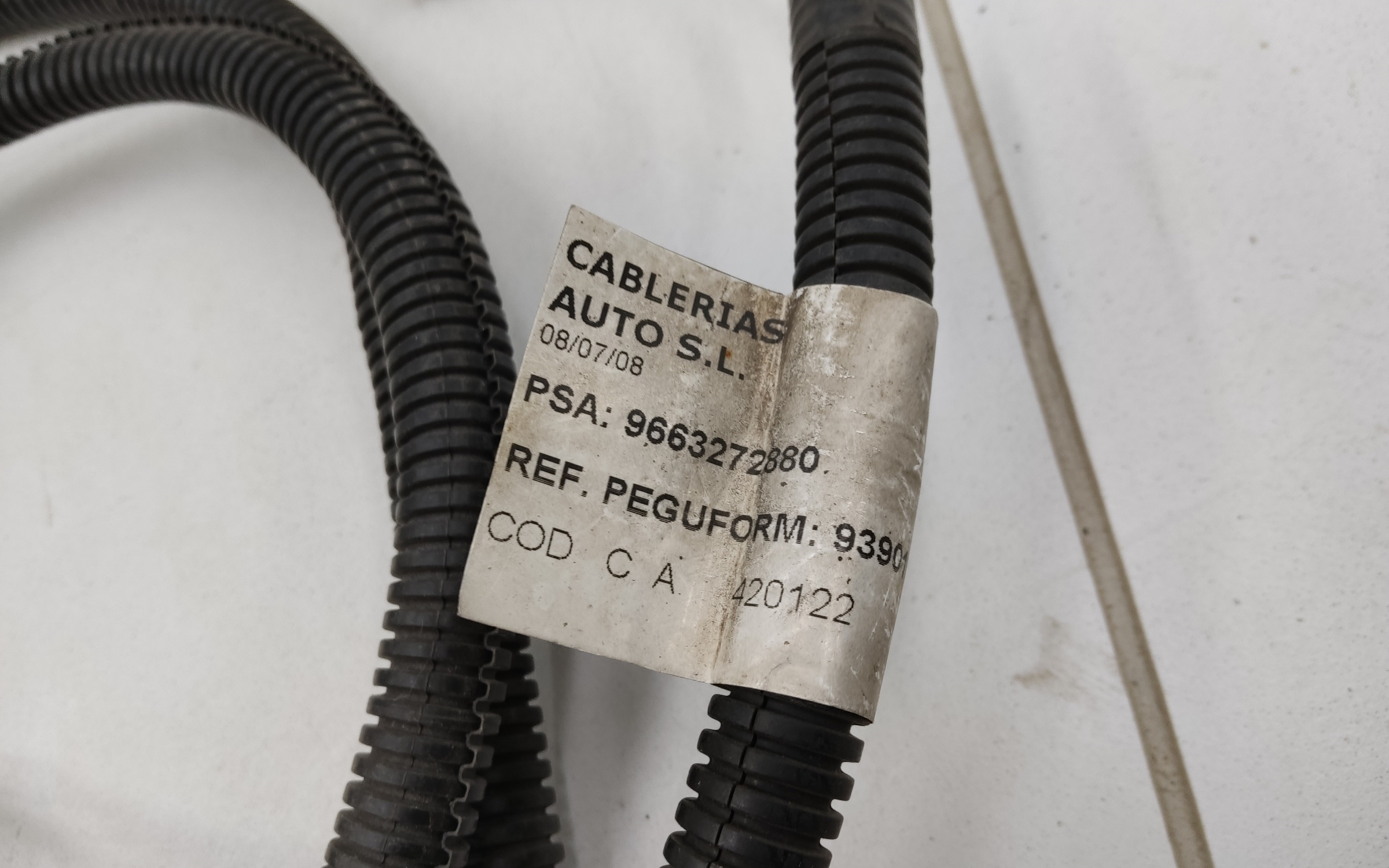 Проводка переднего бампера под ПТФ Citroen C4 Grand Picasso 1