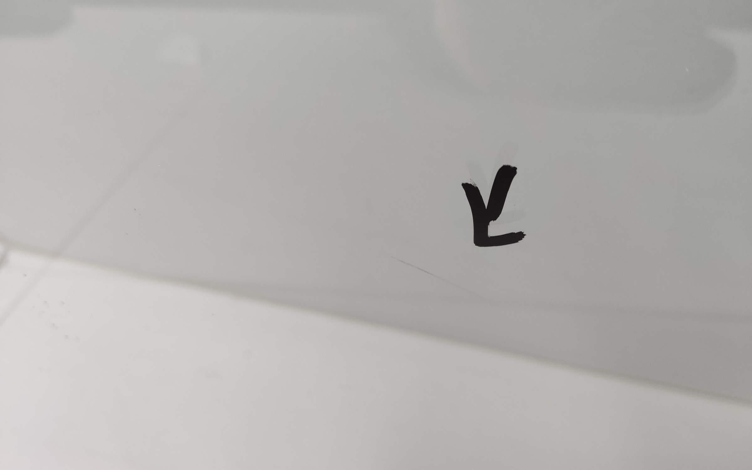 Стекло двери передней правой Haval H6