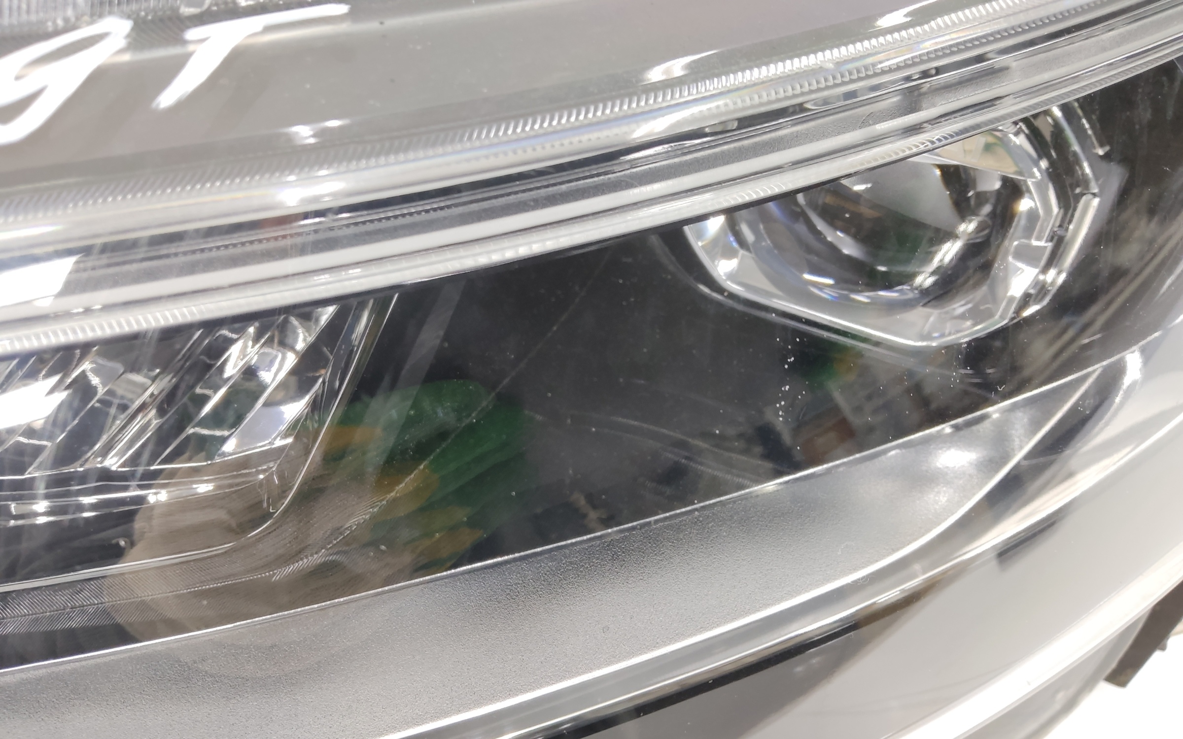 Фара передняя левая Nissan Qashqai 2 Restail LED