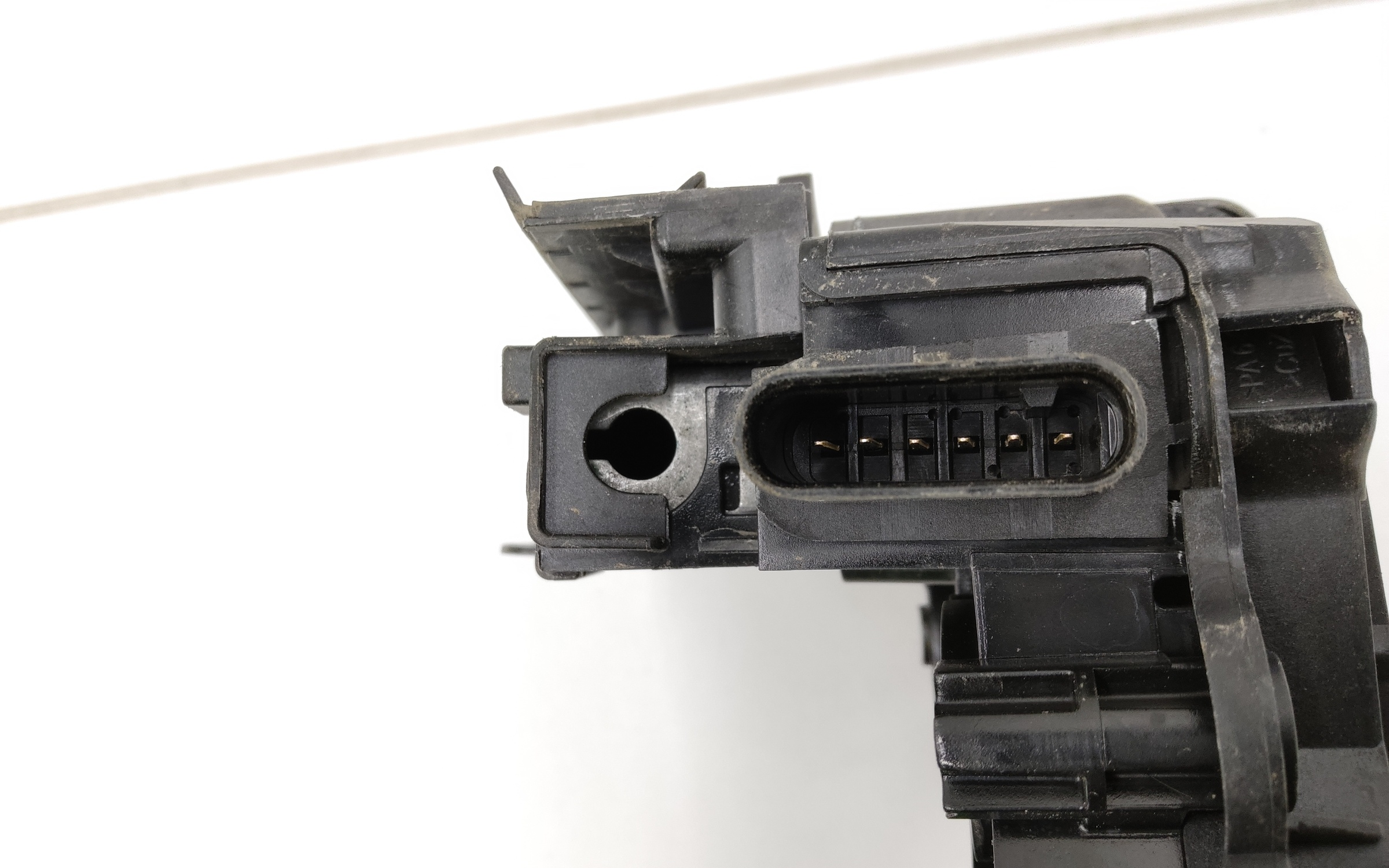 Замок двери задней левой BMW X7 G07