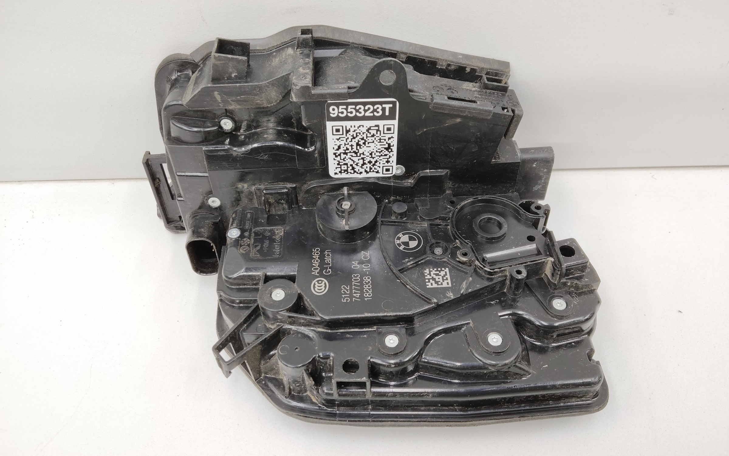 Замок двери задней левой BMW X7 G07