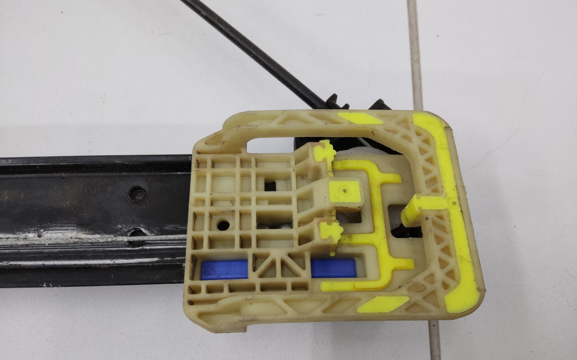 Стеклоподъёмник передний правый Tank 300