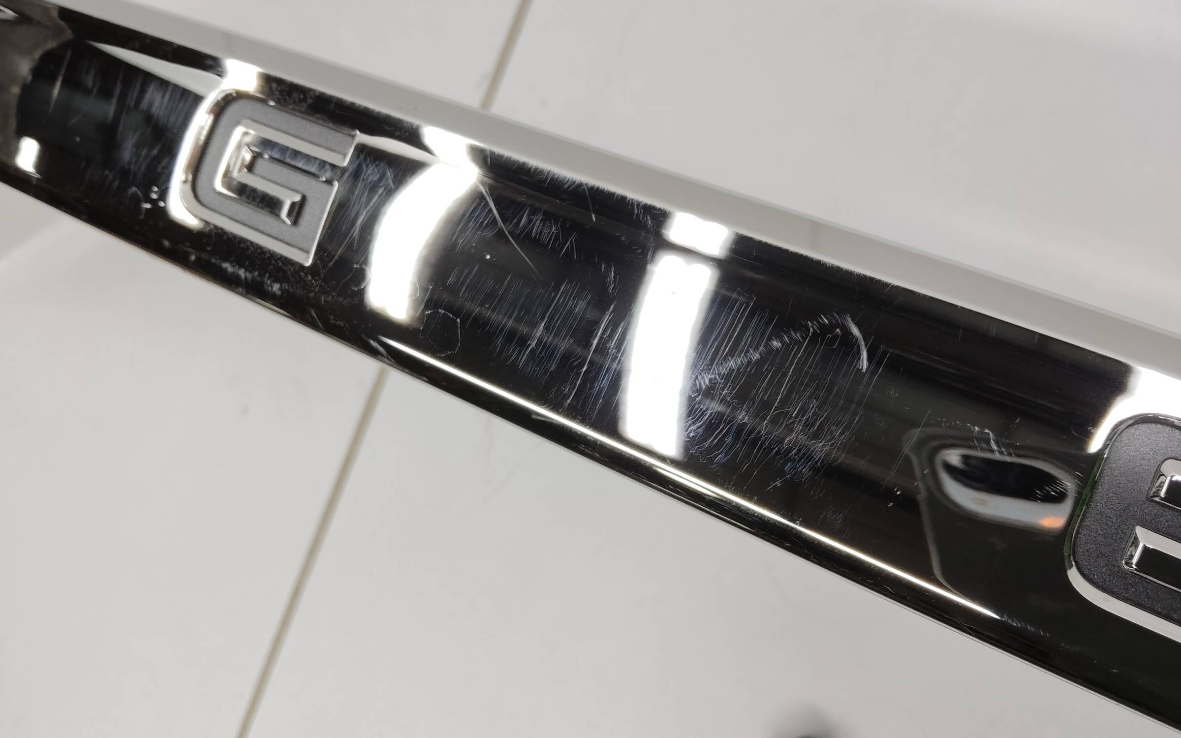 Накладка крышки багажника хром Geely Tugella 1