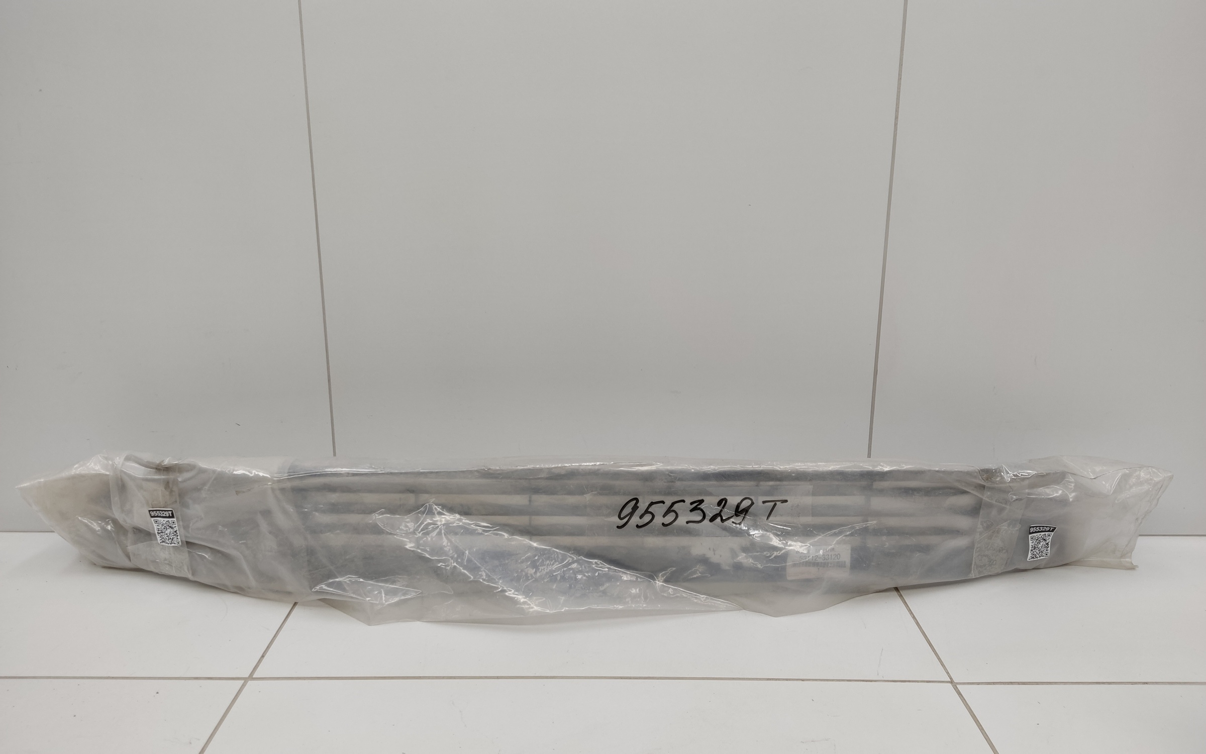 Решетка переднего бампера Toyota Camry V50