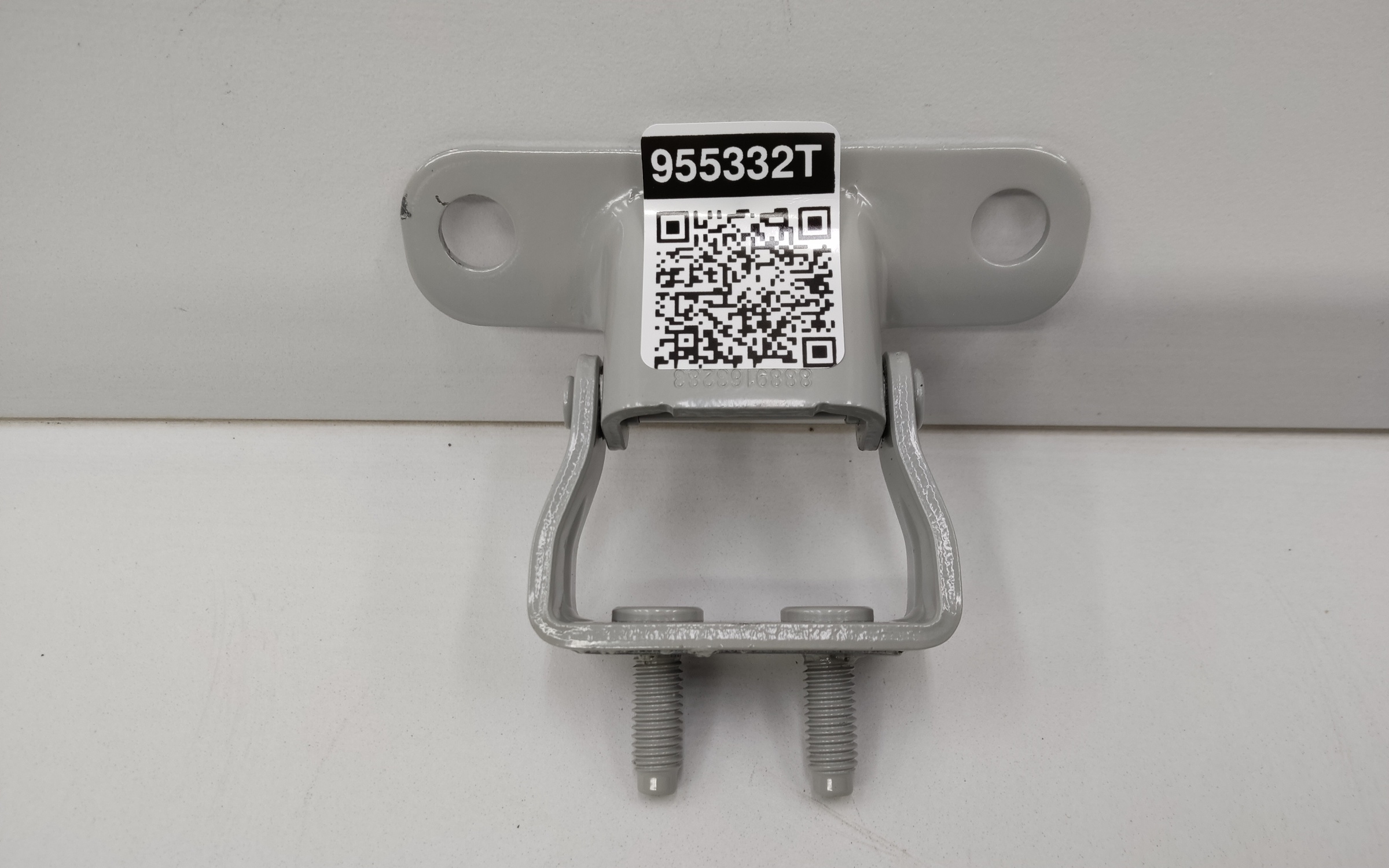 Петля крышки багажника Geely Monjaro