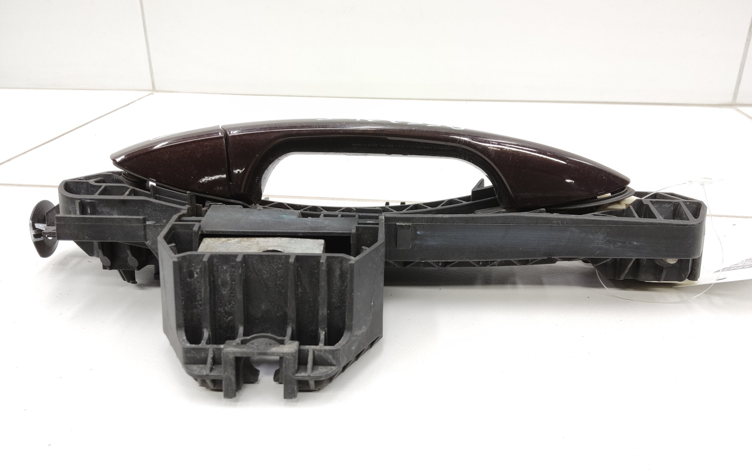 Кронштейн наружной ручки двери внутренний Mercedes Benz C-klasse W204