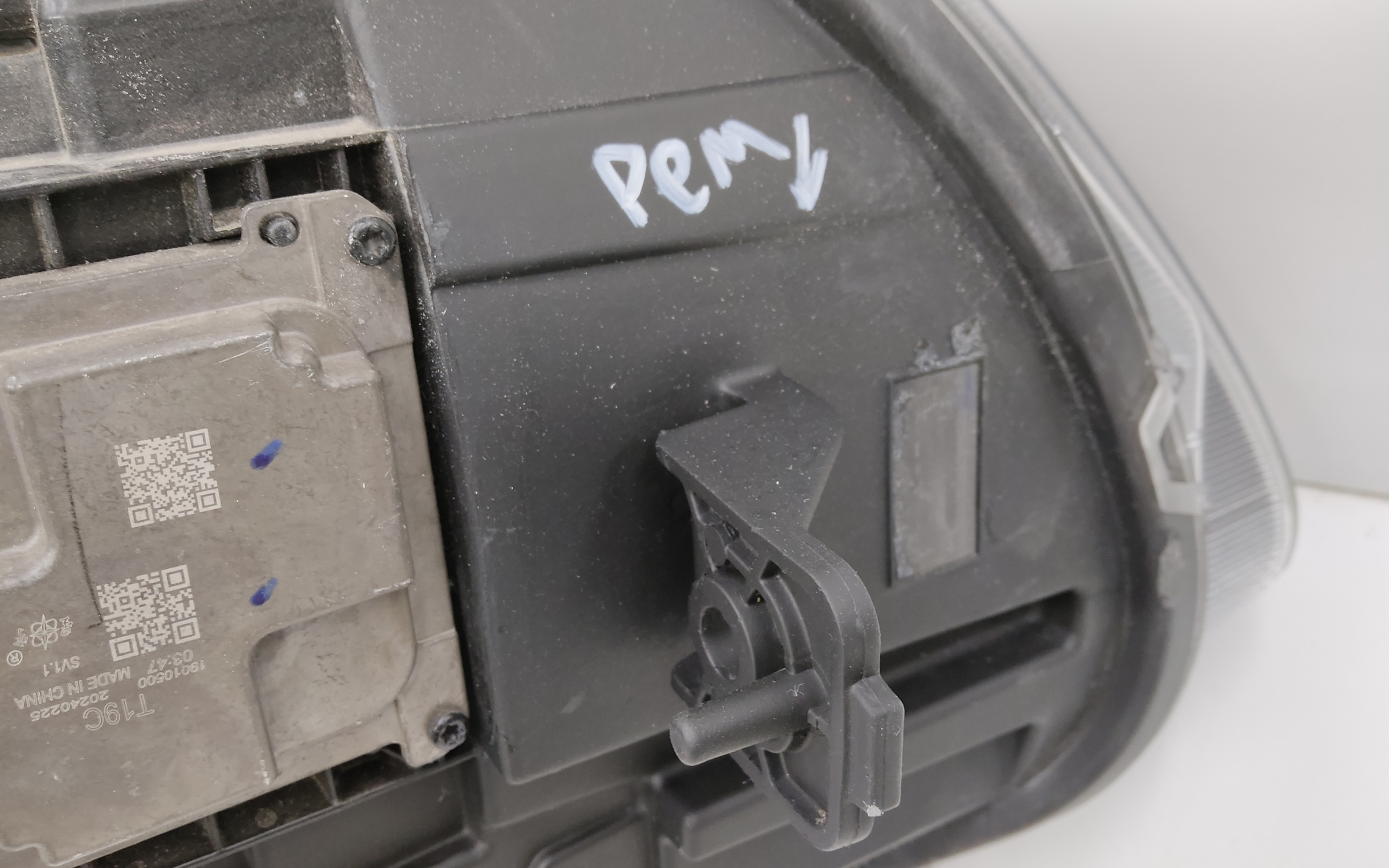 Фара передняя левая Omoda C5 LED с ПТФ