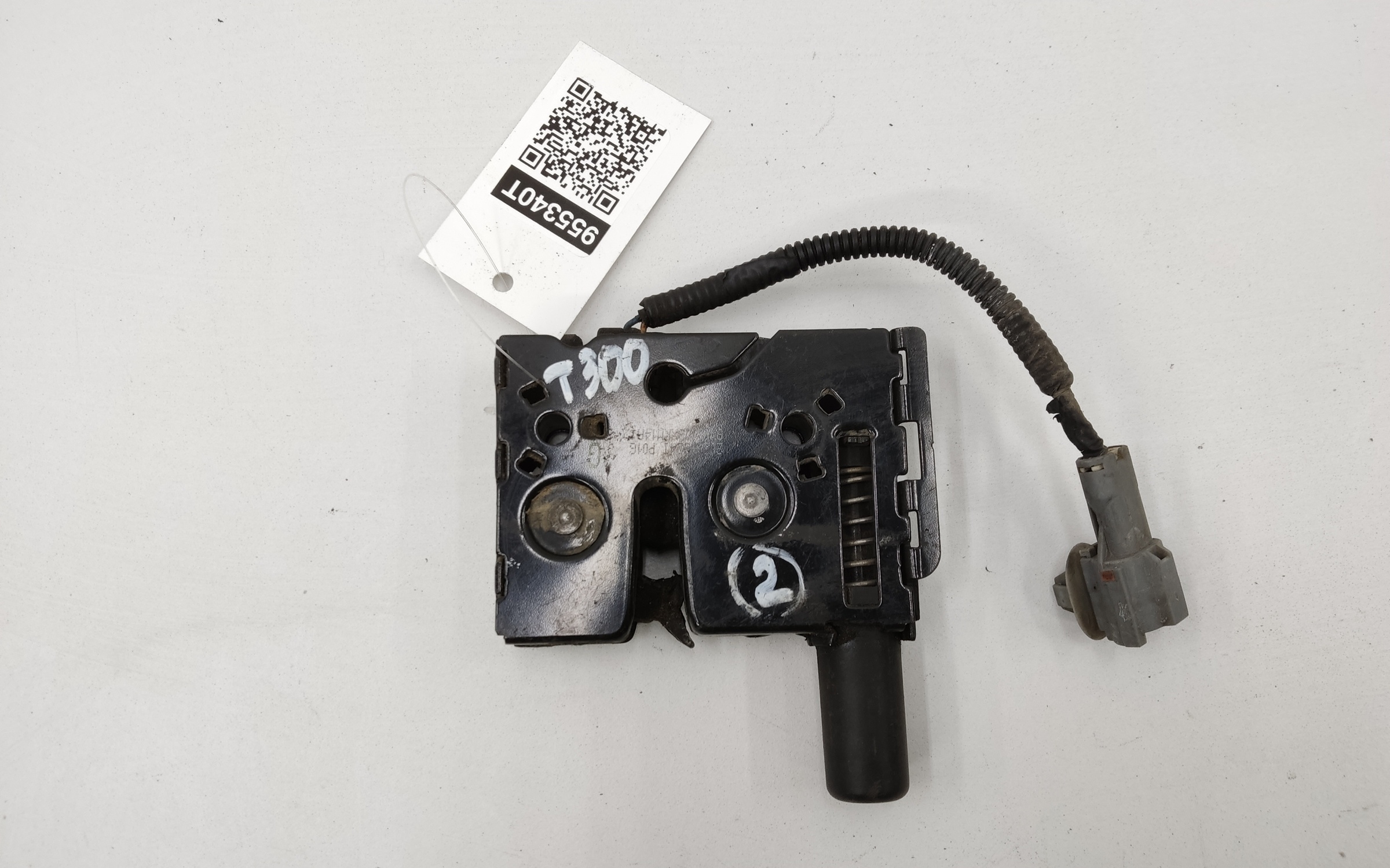 Замок капота Tank 300