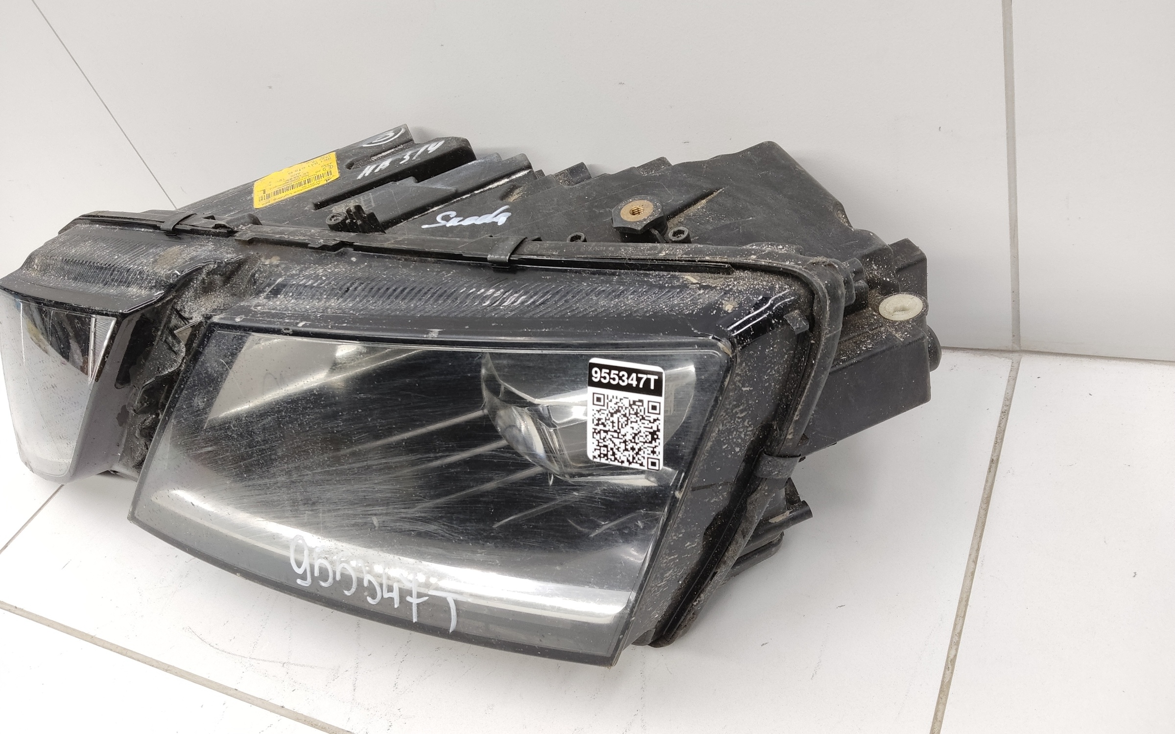 Фара передняя левая Skoda Octavia A7 Restail LED