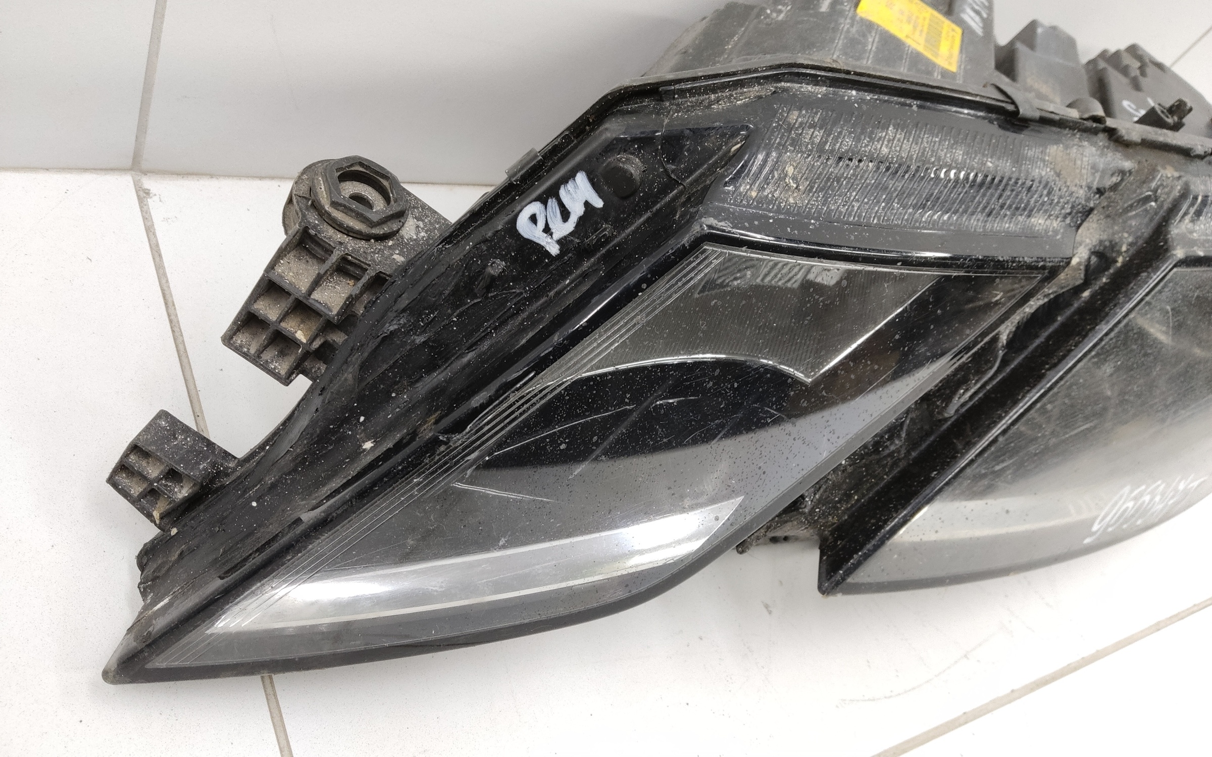 Фара передняя левая Skoda Octavia A7 Restail LED