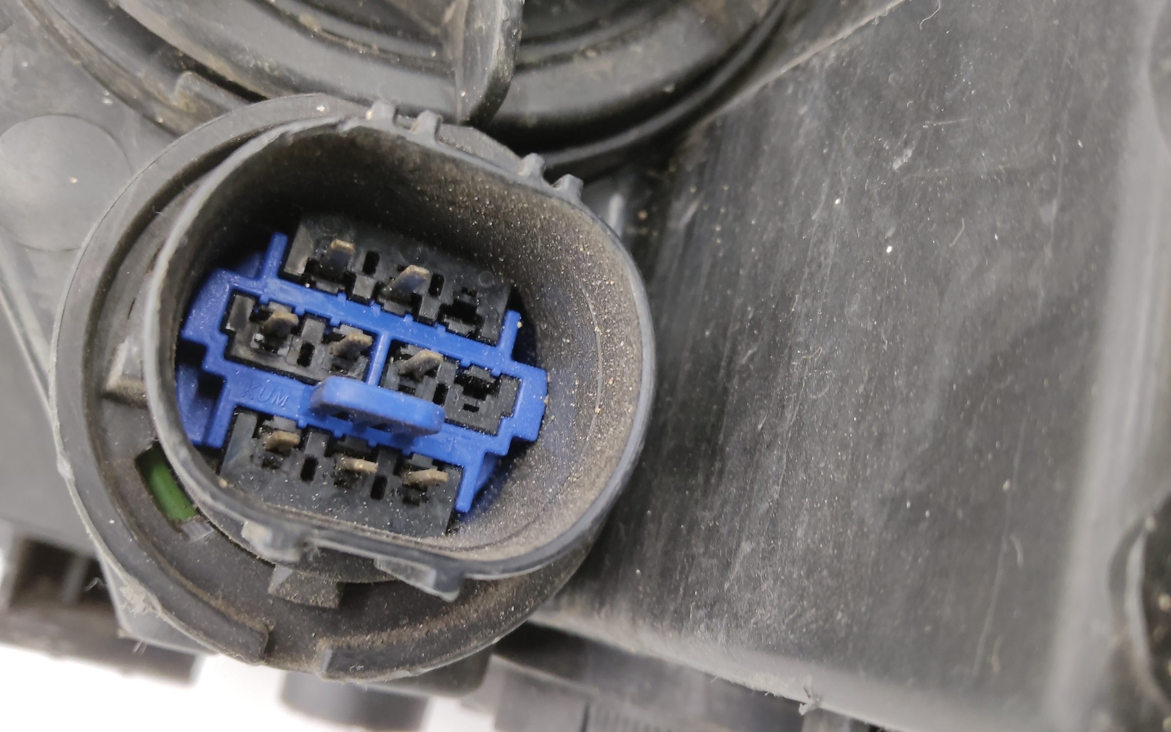 Фара передняя правая Hyundai Elantra 6 галоген линза