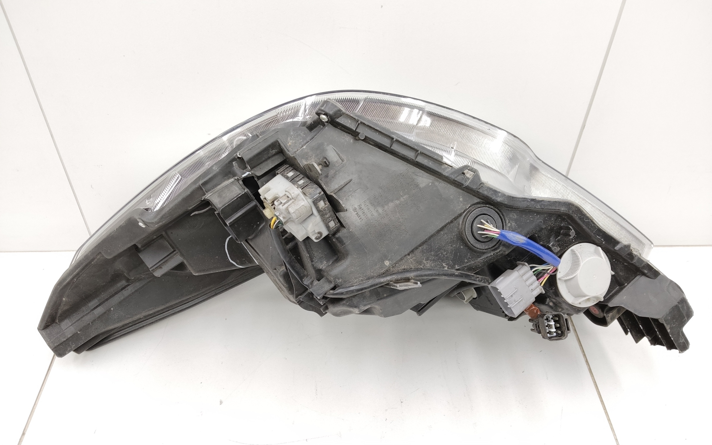 Фара передняя правая Subaru Forester 5 SK LED