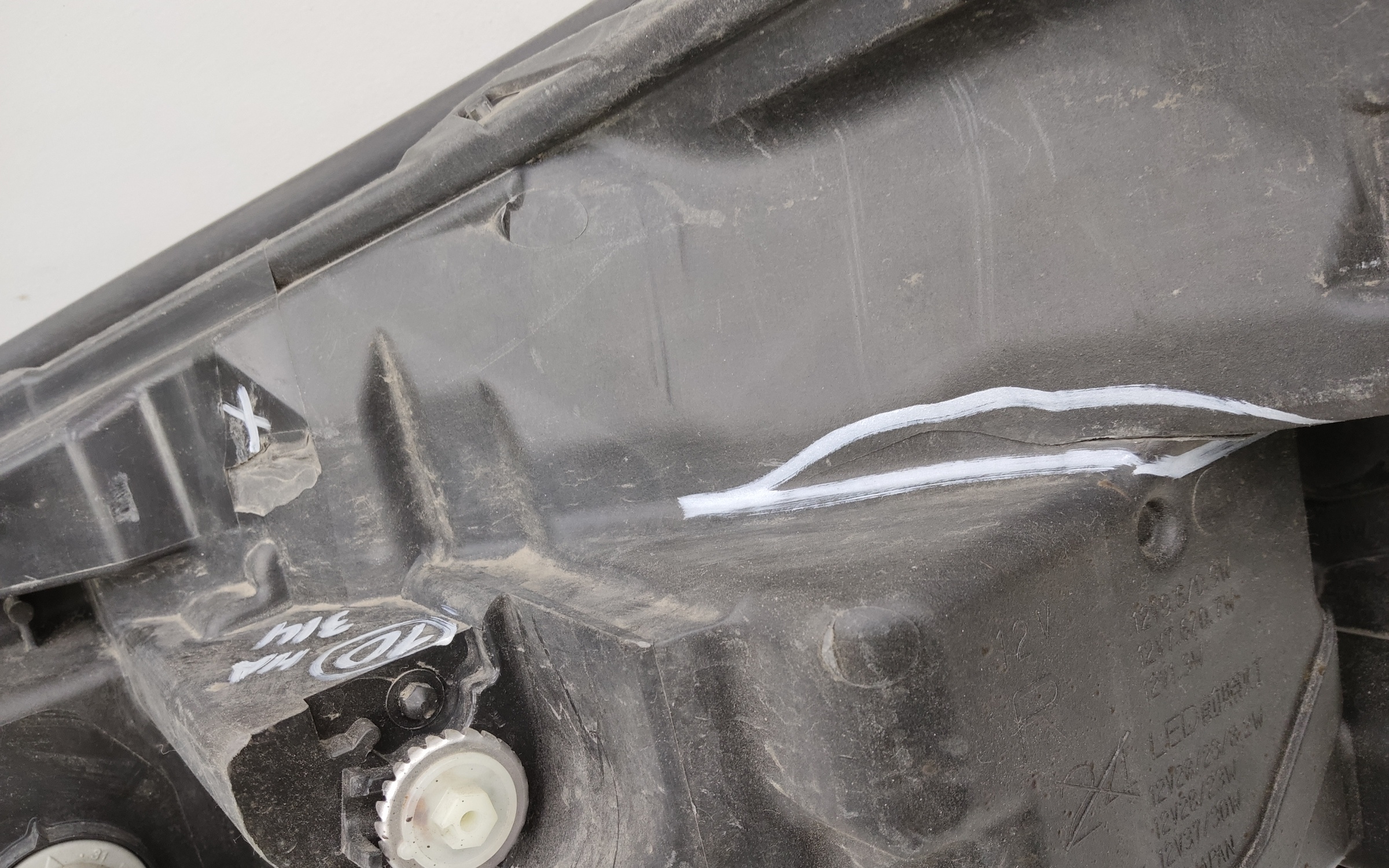 Фара передняя правая Subaru Forester 5 SK LED