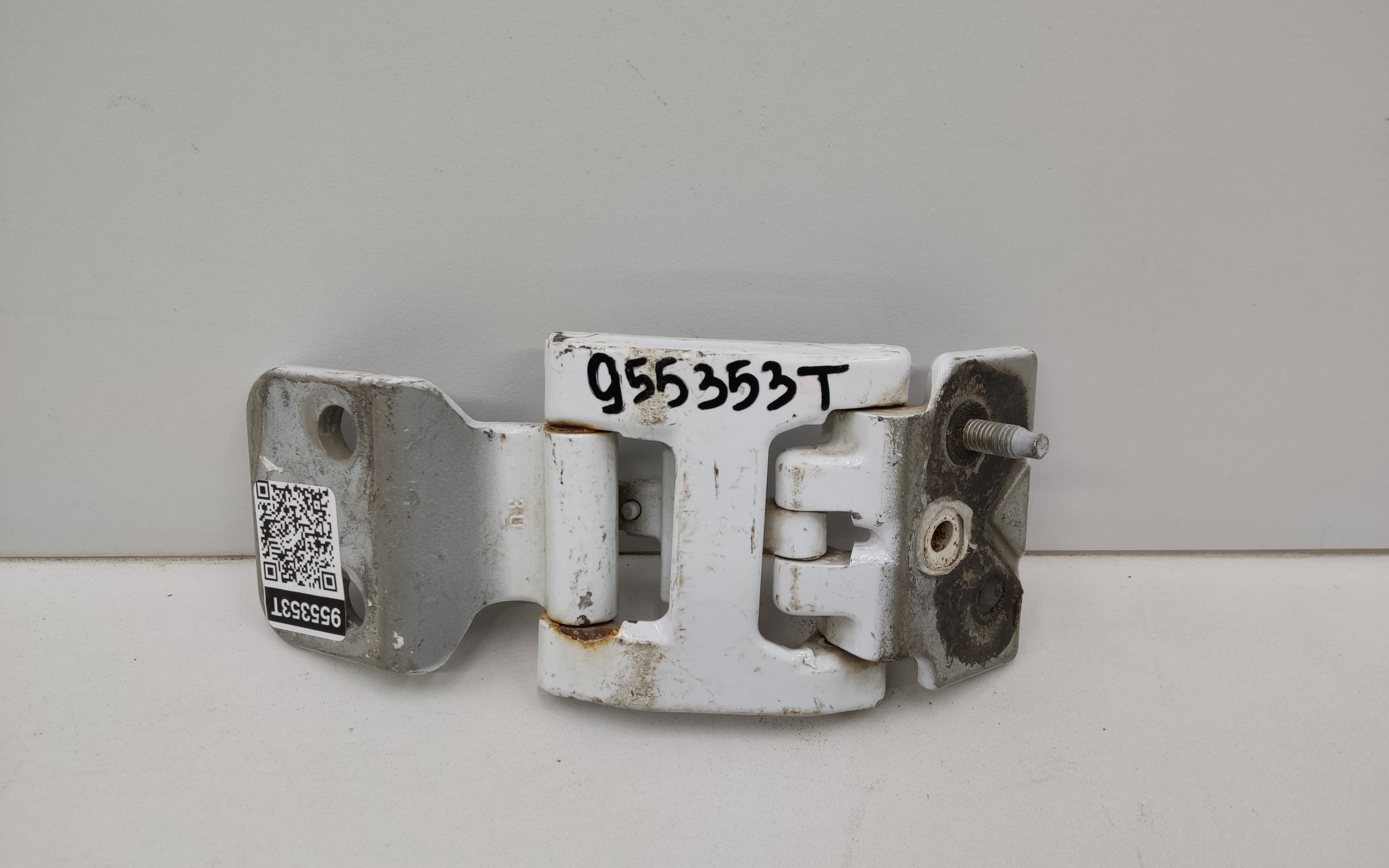 Петля двери багажника правой распашной верхняя Ford Transit 7