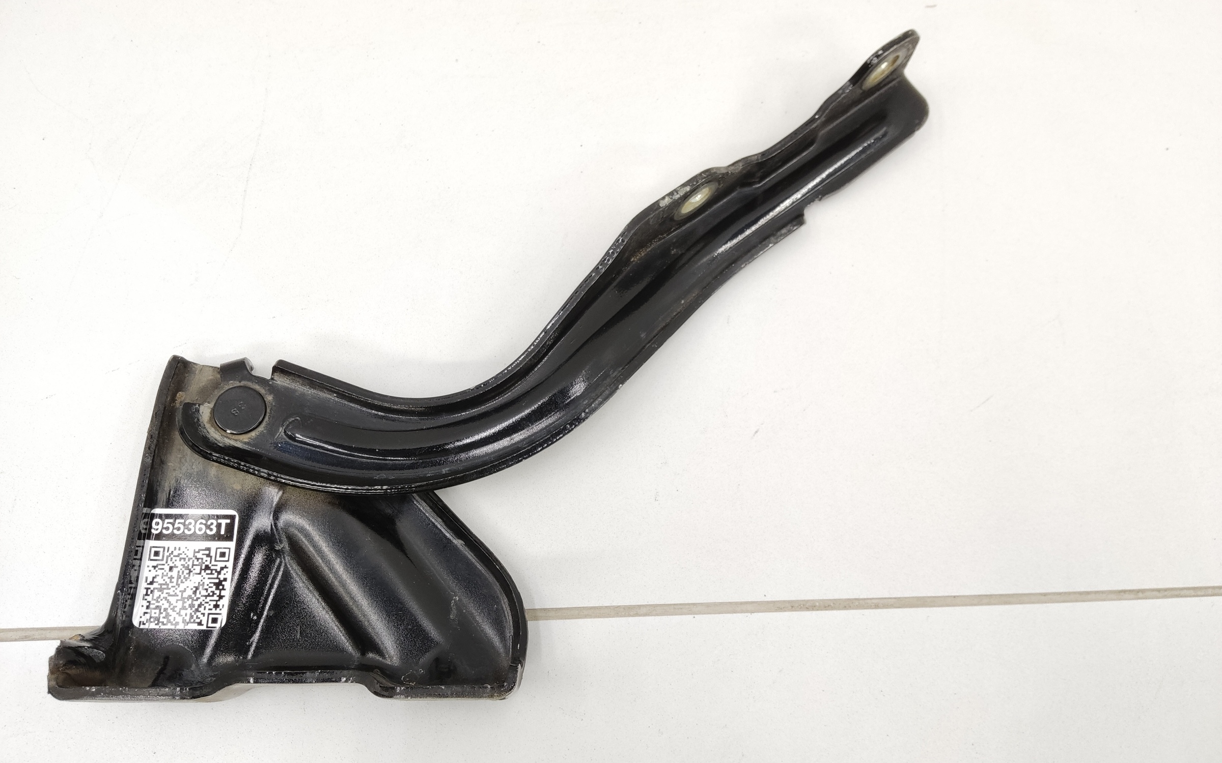 Петля капота левая Tank 300