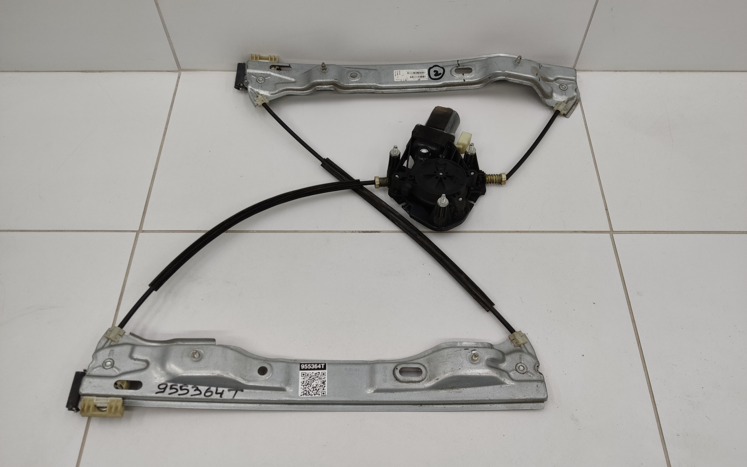 Стеклоподъёмник передний левый Lada Granta Restail