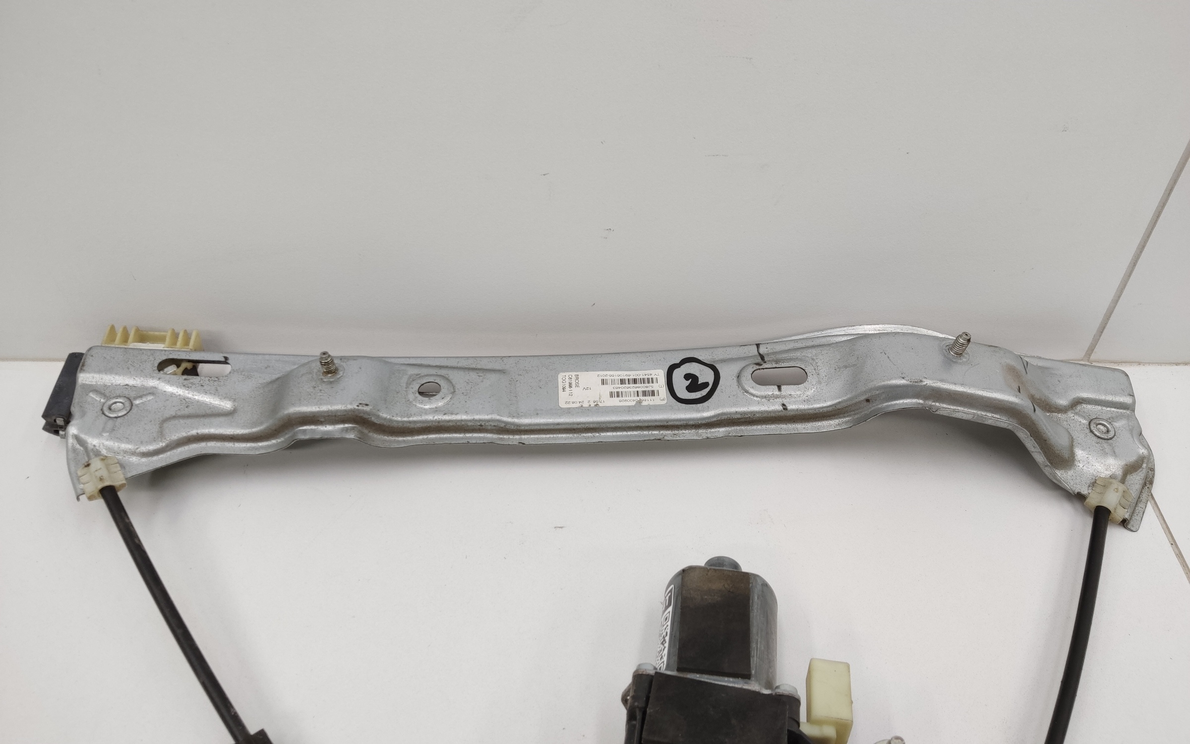 Стеклоподъёмник передний левый Lada Granta Restail