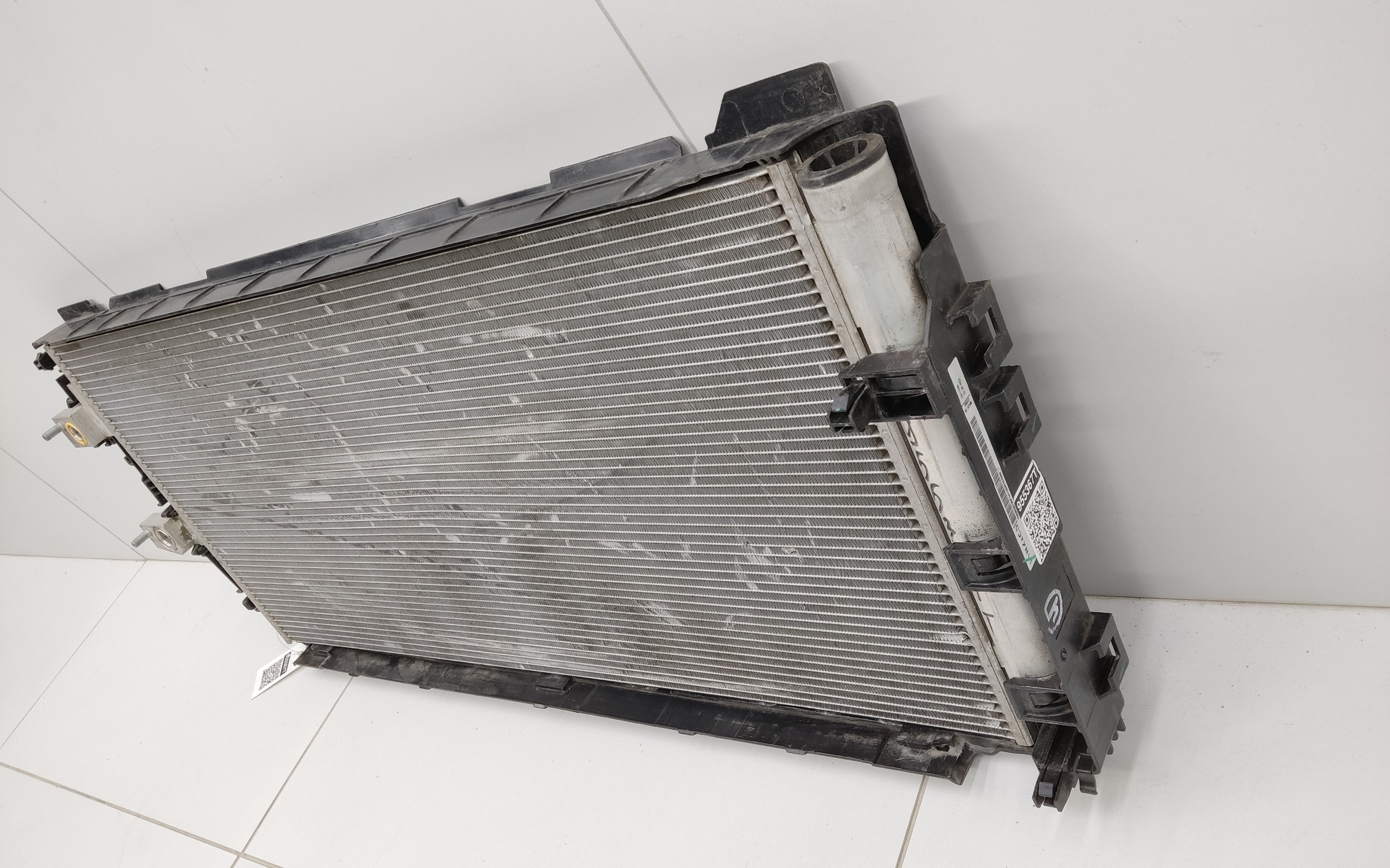Радиатор кондиционера Geely Monjaro